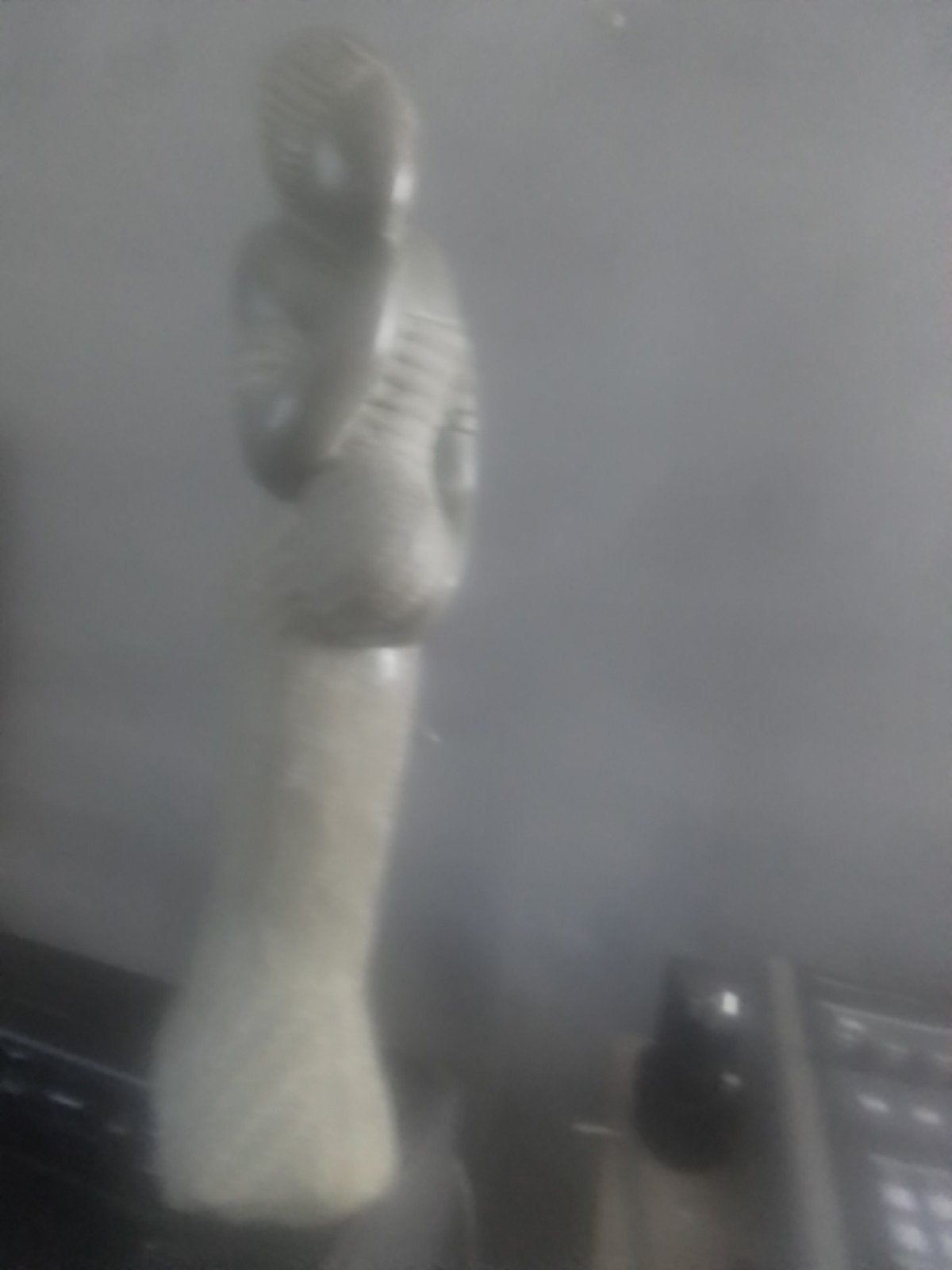 Handgemaakt stenen beeld - 37 cm hoog, Ophalen of Verzenden
