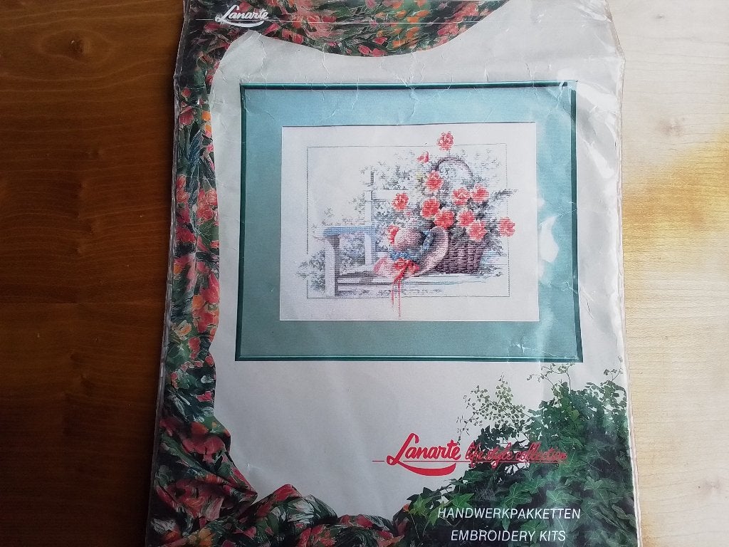 Lanarte Borduurpatroon met restgaren, Hobby en Vrije tijd, Borduren en Borduurmachines, Ophalen of Verzenden, Gebruikt, Patroon