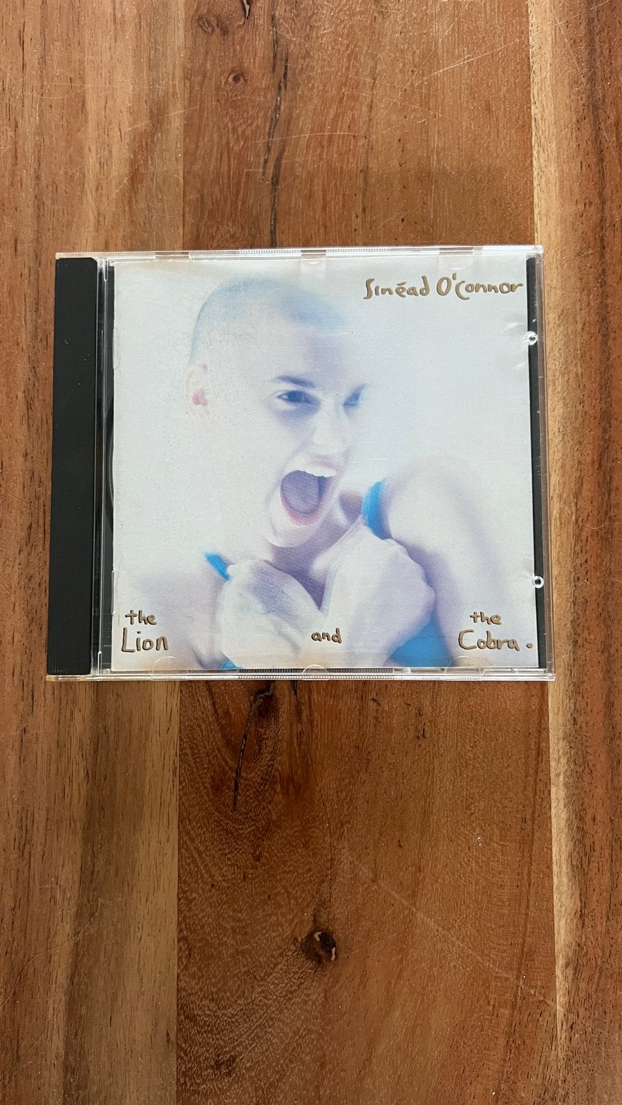 CD Sinead O Connor the Lion and the Cobra, Ophalen of Verzenden, Zo goed als nieuw, Poprock