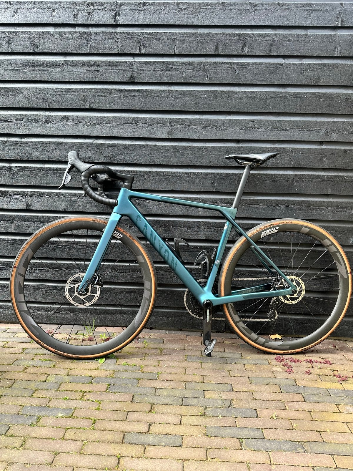 Canyon Ultimate CF SLX 8 - SRAM Force - powermeter - zipp303, 28 inch, Carbon, Heren, Zo goed als nieuw