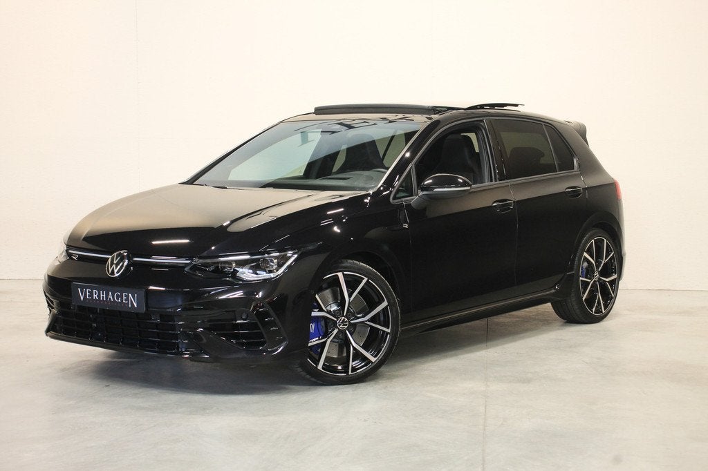Volkswagen Golf 8 R Performance Pack Akrapovic 2.0 TSI 320pk, Auto's, Automaat, USB, Gebruikt, 4 cilinders