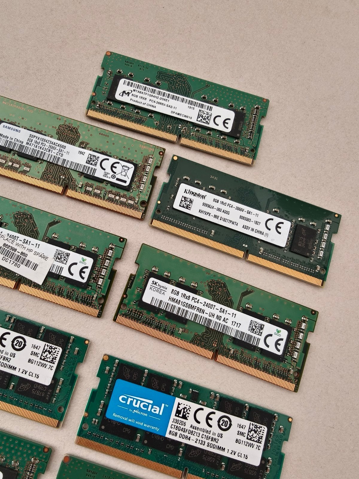 Foto 3 van RAM Geheugen DDR4 8GB - 4Gb  Verschillende Op Voorraad