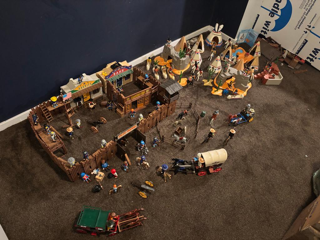 Playmobil Enorm Western Fort met Cowboys en Indianen, Kinderen en Baby's, Speelgoed | Playmobil, Ophalen of Verzenden, Gebruikt