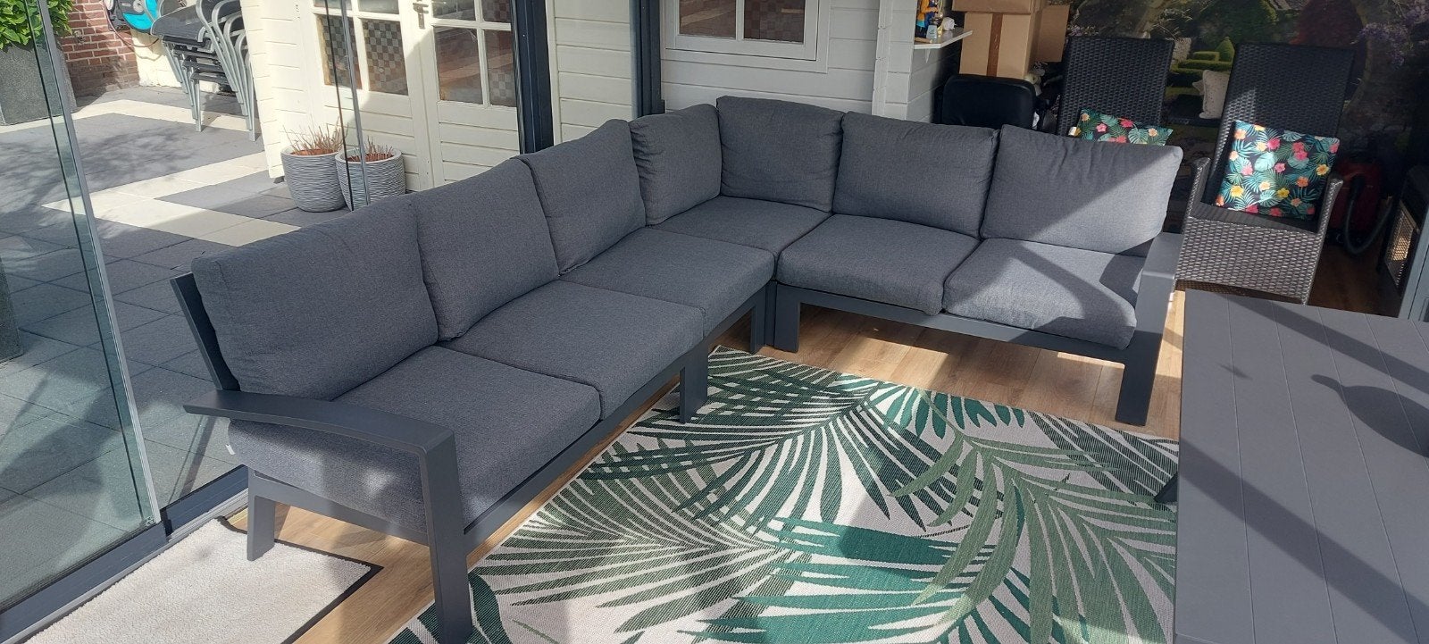 Loungeset lounge hoek bank met tafel en bankje in NIEUWSTAAT, Ophalen of Verzenden, Aluminium, Bank