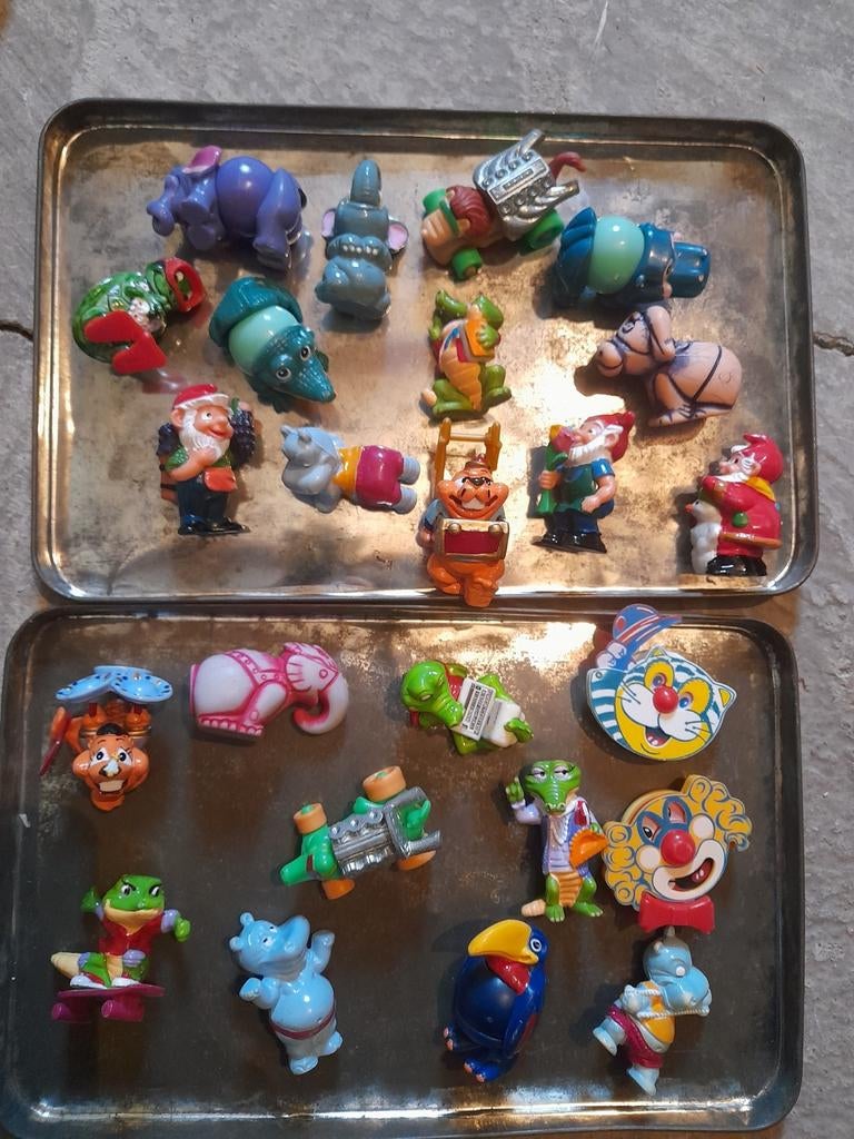 Verzameling kinder surprise beeldjes speelgoed, Ophalen of Verzenden