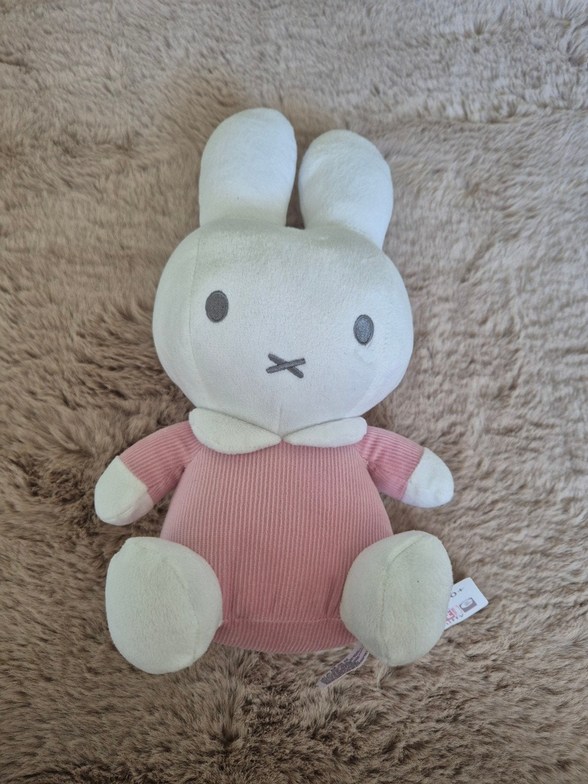 Nijntje knuffel nieuw 32 cm, Kinderen en Baby's, Speelgoed | Knuffels en Pluche, Nijntje, Ophalen of Verzenden, Middelgroot (20 tot 80 cm)