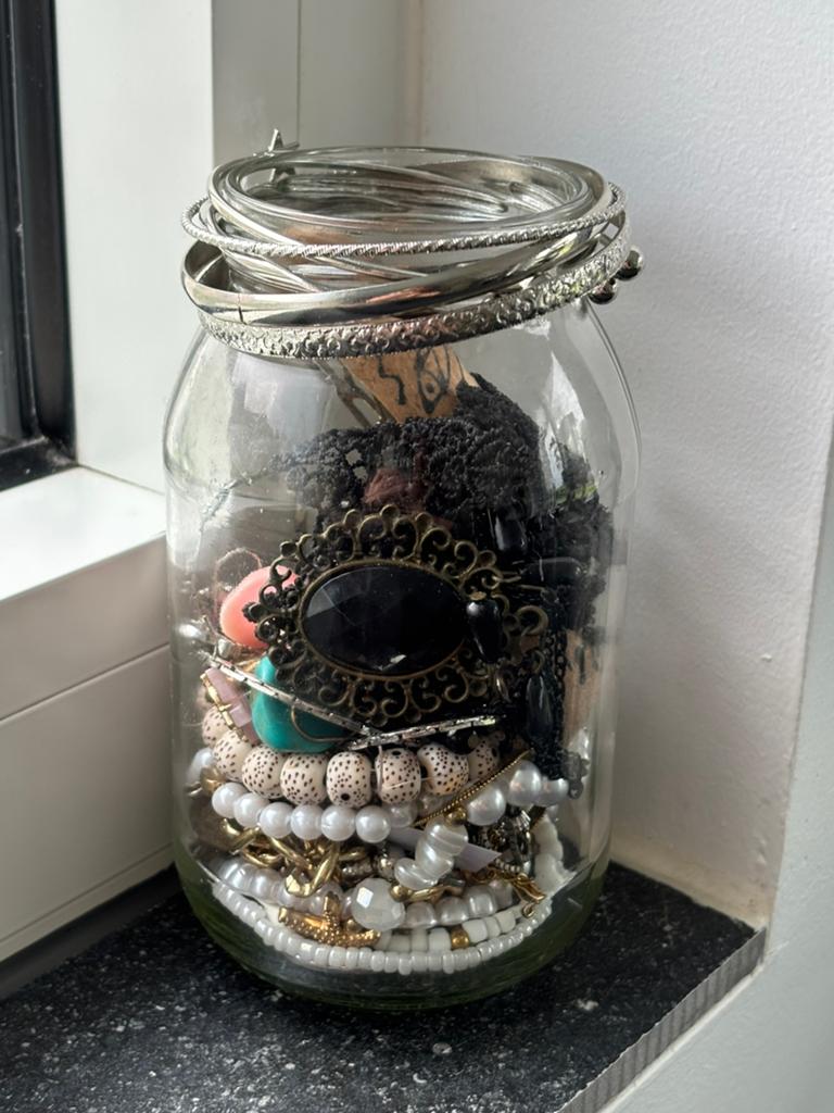 Mystery jar juwelen, Sieraden, Tassen en Uiterlijk, Ophalen, Overige materialen, Met bedels of kralen, Overige kleuren