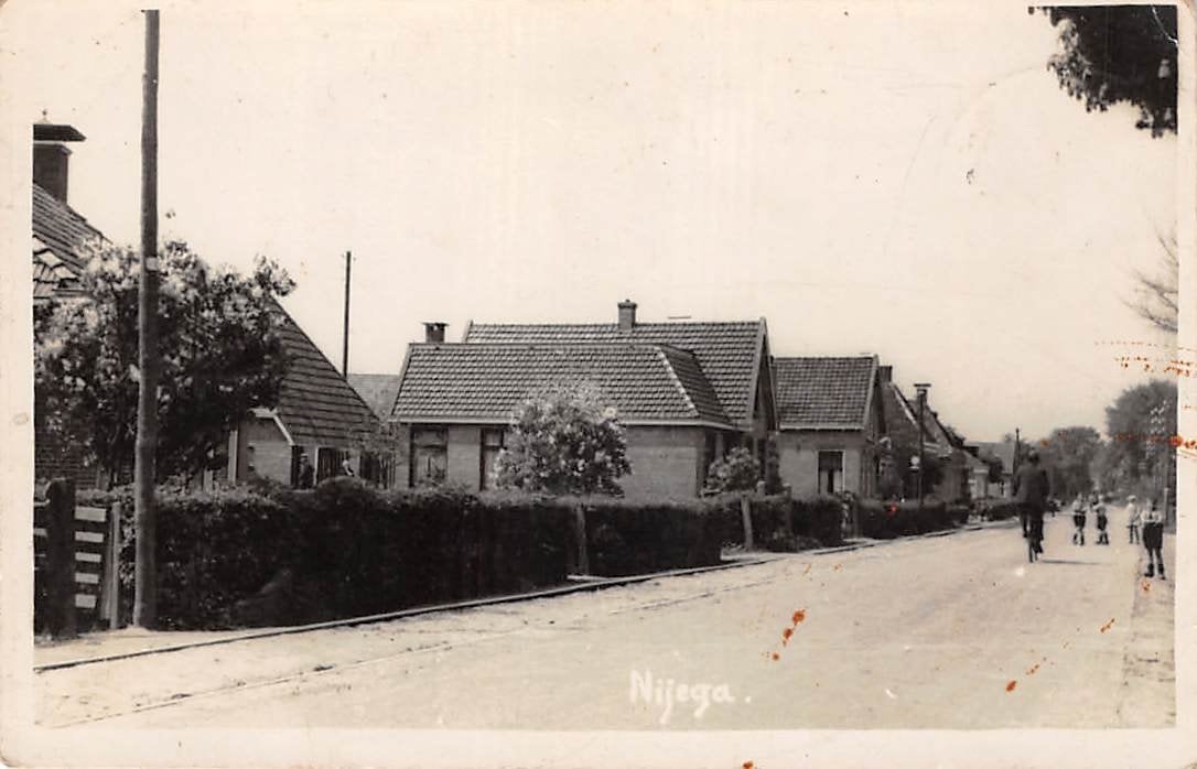 Nijega  Originele fotokaart, Drachten, Verzenden, 1940 tot 1960, Gelopen, Friesland
