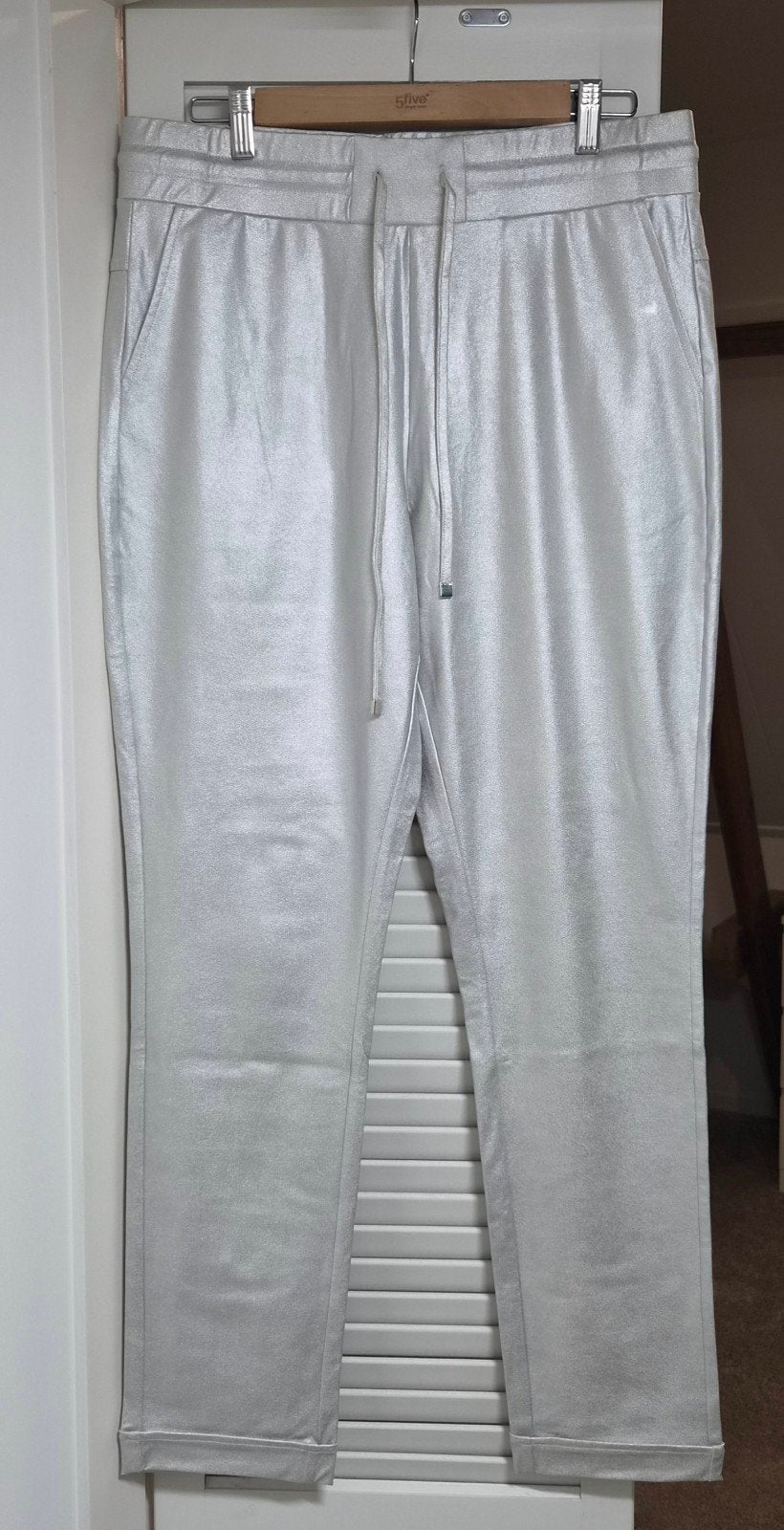 Zoso metalic broek, Maat 38/40 (M), Ophalen of Verzenden, Zo goed als nieuw, Lang