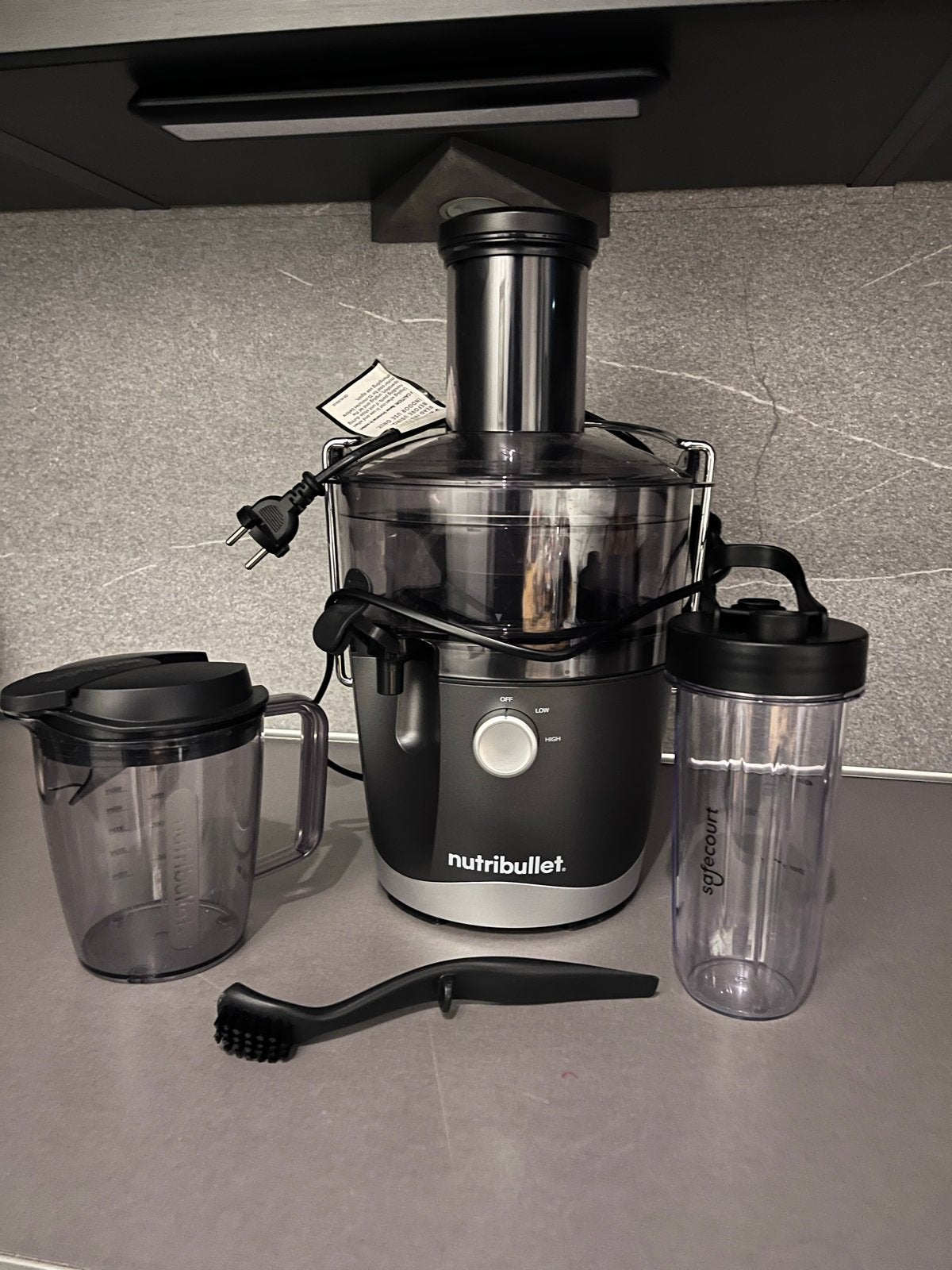 Nutribullet sapcentrifuge met accessoires, Ophalen, Zo goed als nieuw, Blender