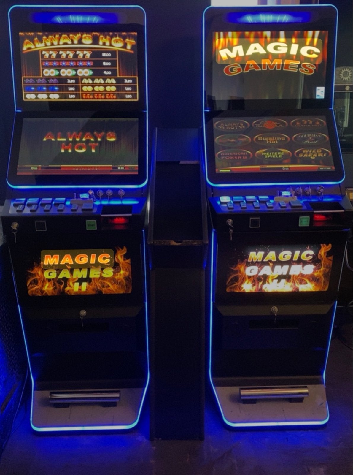 2 Magic Games Gaminator Novoline Gokautomaten, Verzamelen, Automaten | Gokkasten en Fruitautomaten, Euro, Ophalen, Gebruikt, Met sleutels