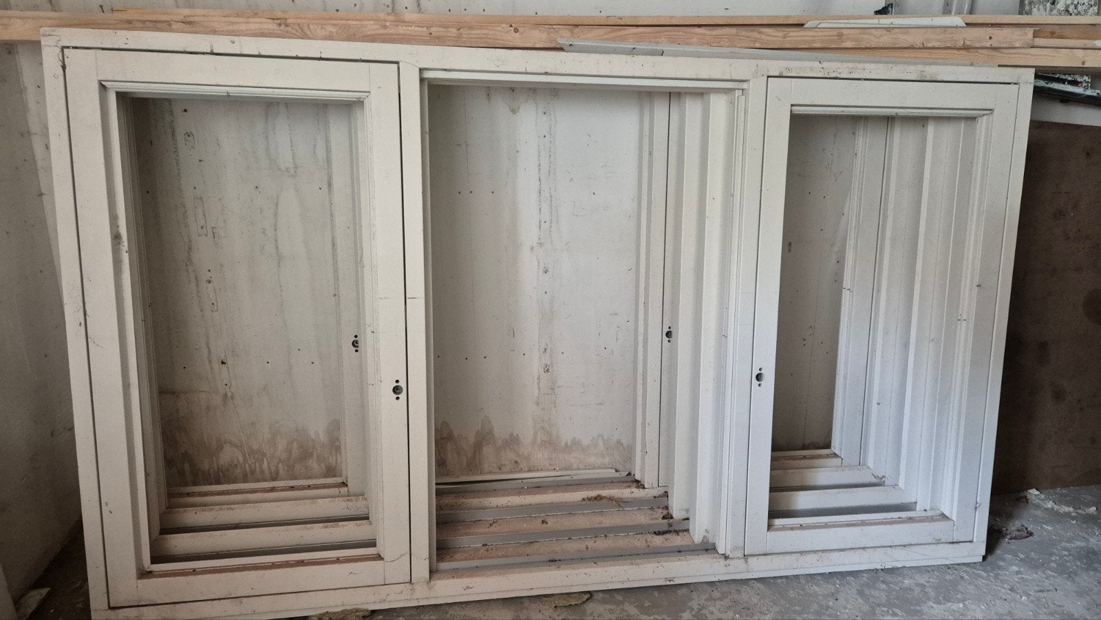 Nieuwe hardhouten kozijnen met draai/kiepramen, Raamkozijn, Nieuw, Ophalen of Verzenden, 150 tot 225 cm