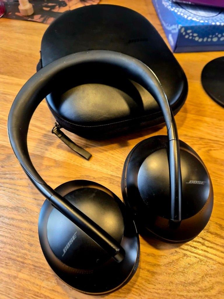 Bose 700 koptelefoon Noise Cancelling zo goed als nieuw!!, Overige merken, Ophalen of Verzenden, Zo goed als nieuw, Over oor (circumaural)
