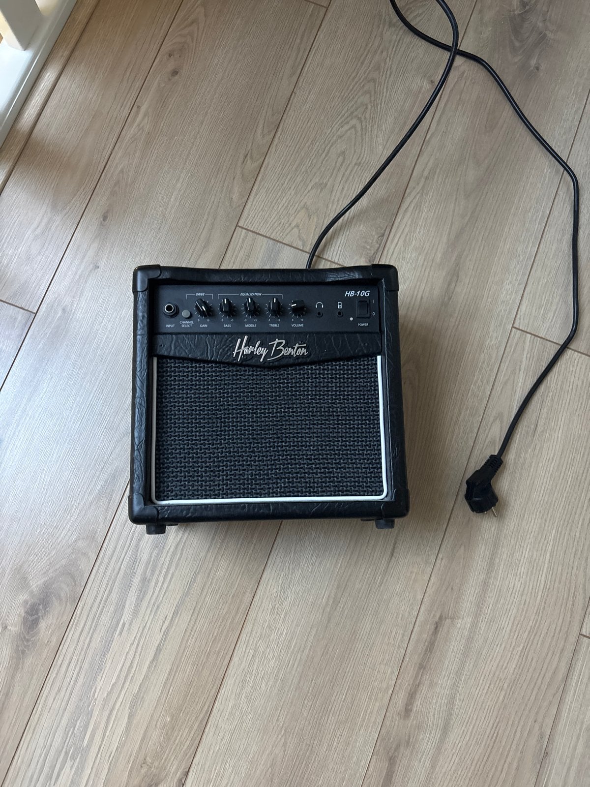 Harley Benton HB-10G Gitaarversterker, Ophalen of Verzenden, Zo goed als nieuw, Gitaar, Minder dan 50 watt