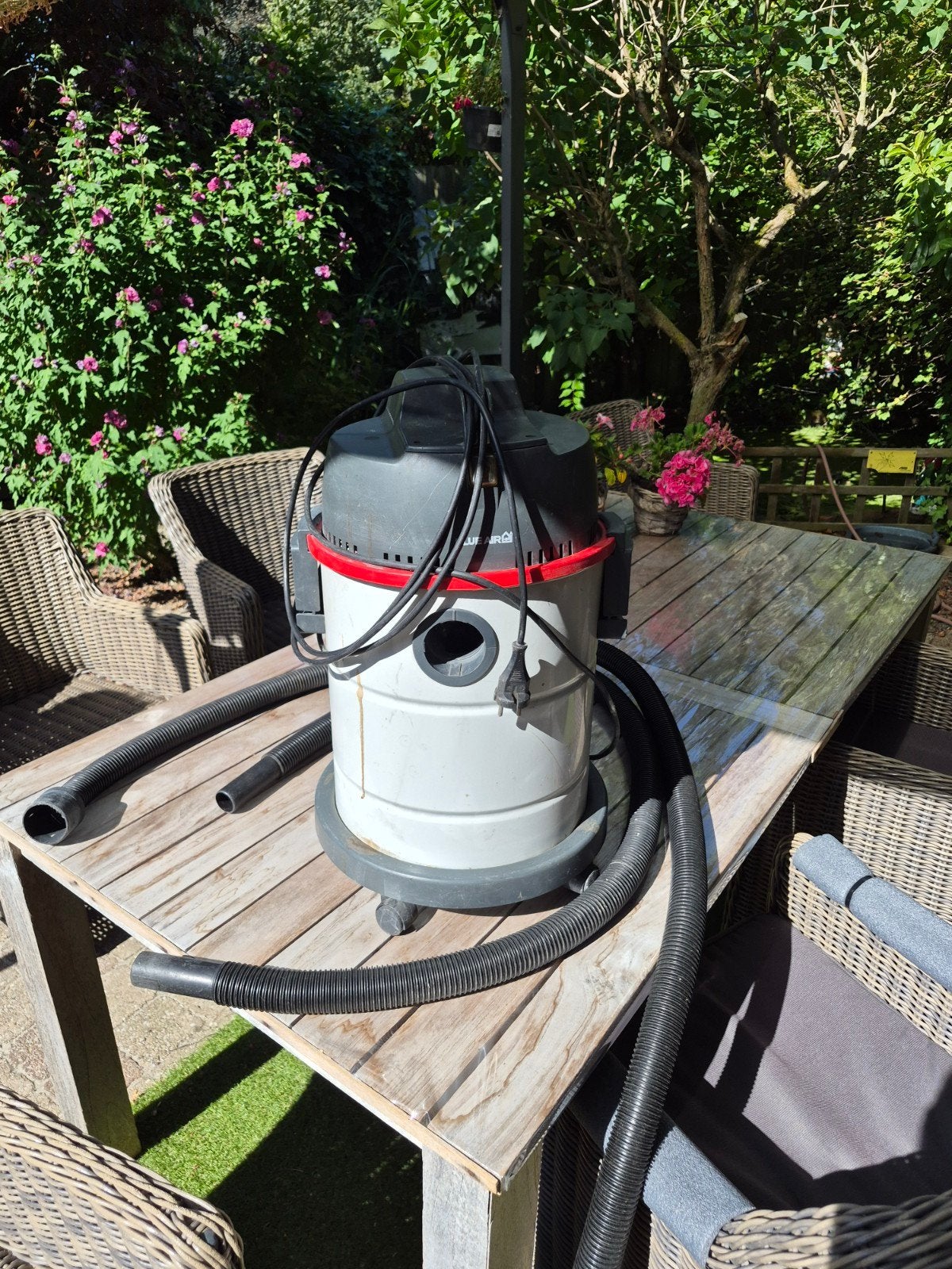Bleu Air Waterstofzuiger met 2 slangen - Werkt perfect!, Witgoed en Apparatuur, Stofzuigers, Ophalen, Gebruikt, Waterstofzuiger