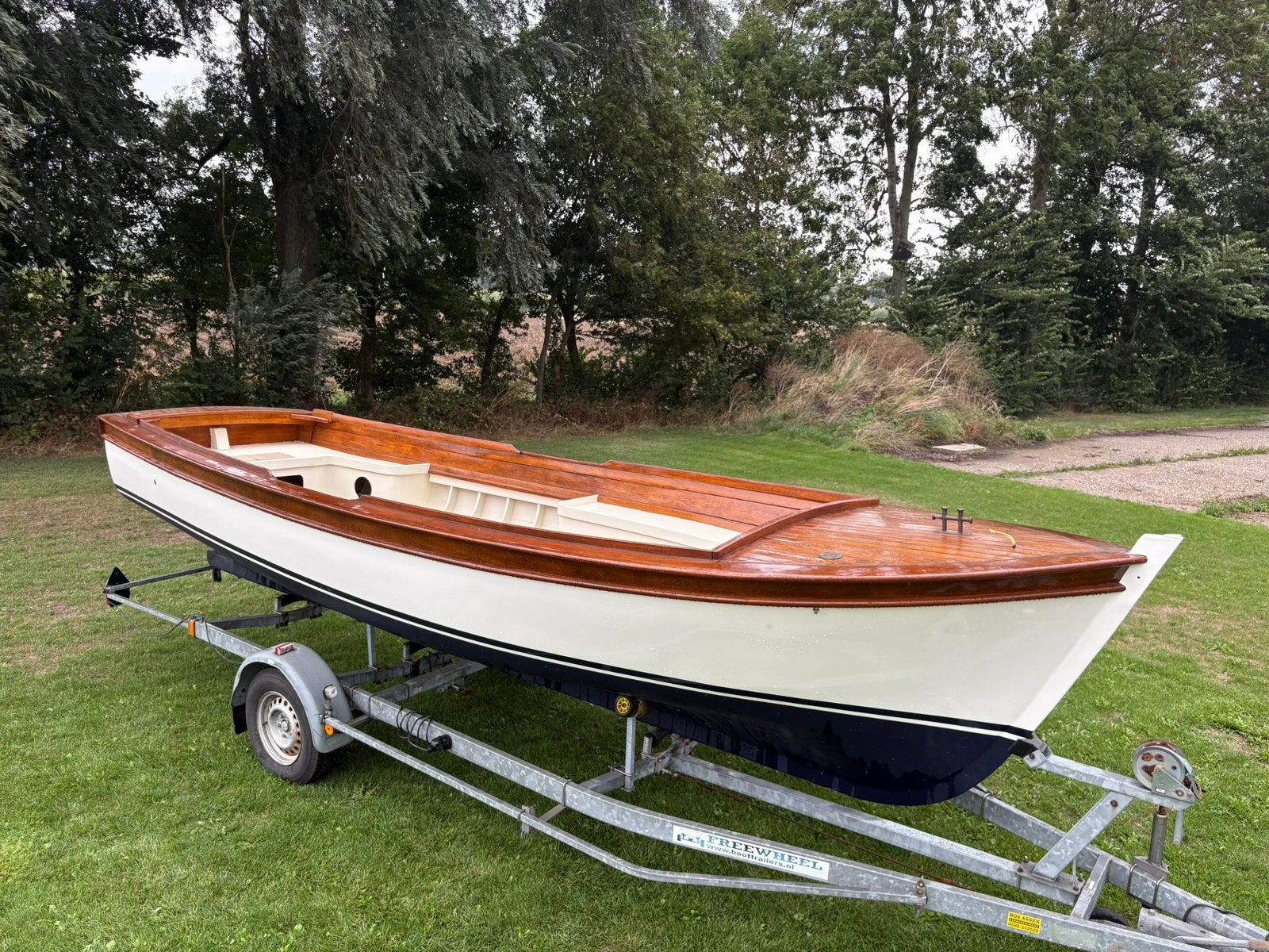 Spiegelsloep kapiteinsloep 630, Watersport en Boten, Sloepen, Binnenboordmotor, 2 m, Trailer, Ophalen