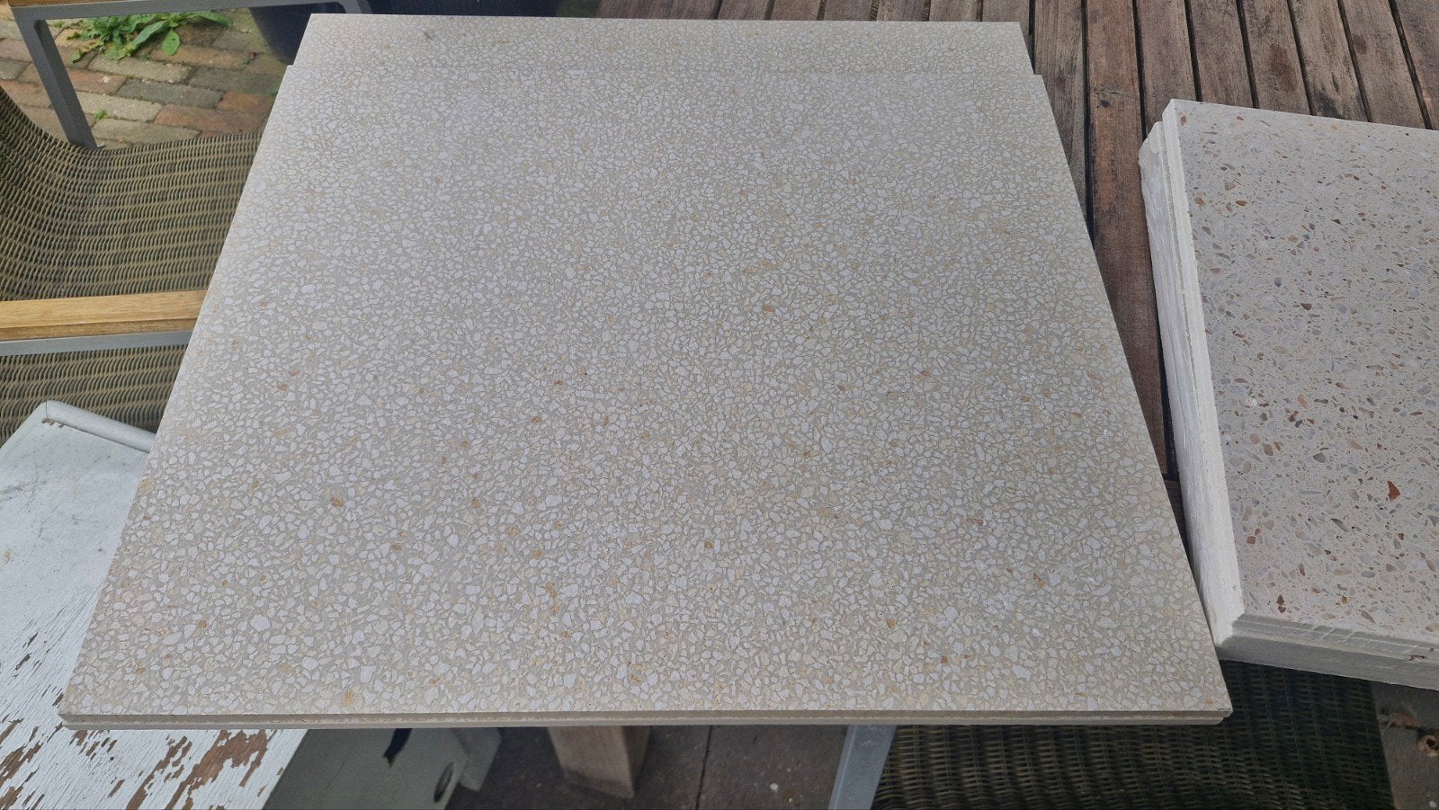 Badkamer-, wc- en vloertegels gratis op te halen zsm, Doe-het-zelf en Verbouw, Ophalen, 60 cm of meer, Nieuw, Minder dan 5 m²