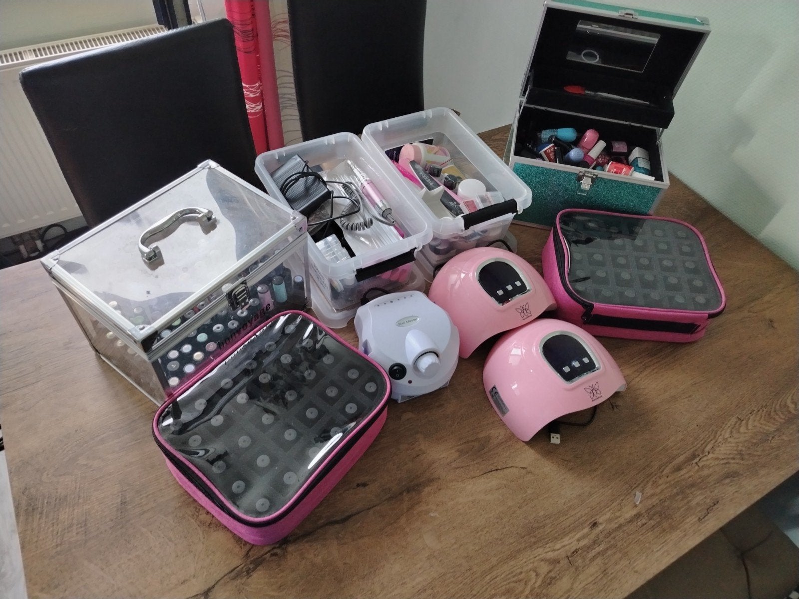 Heb heel veel nagellak spullen te koop voor €60 voor alles, Ophalen of Verzenden, Nieuw, Handen en Nagels, Make-up