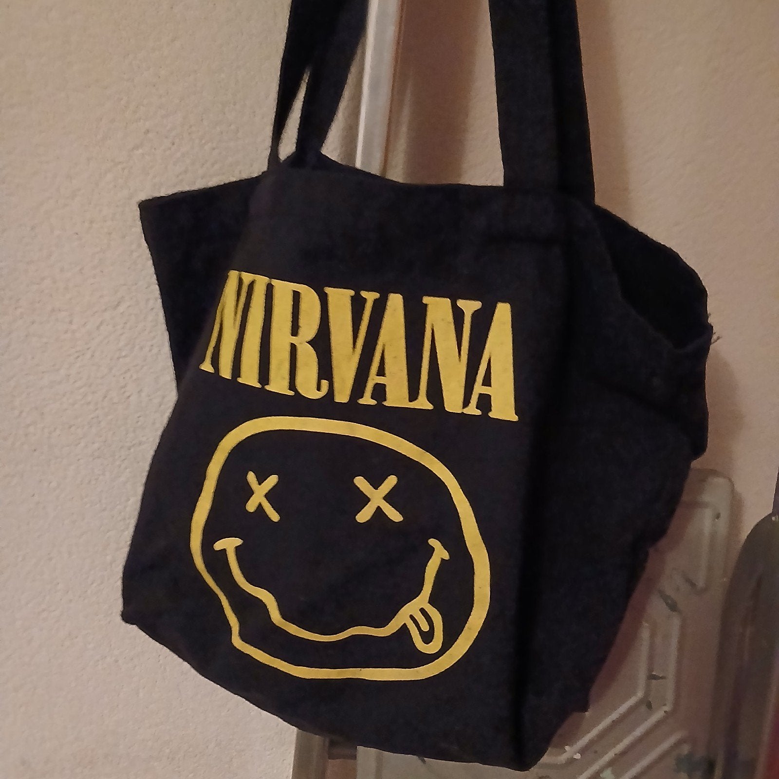 Nirvana tote bag - Zwart met geel logo, Ophalen of Verzenden, Gebruikt, Zwart, Shopper