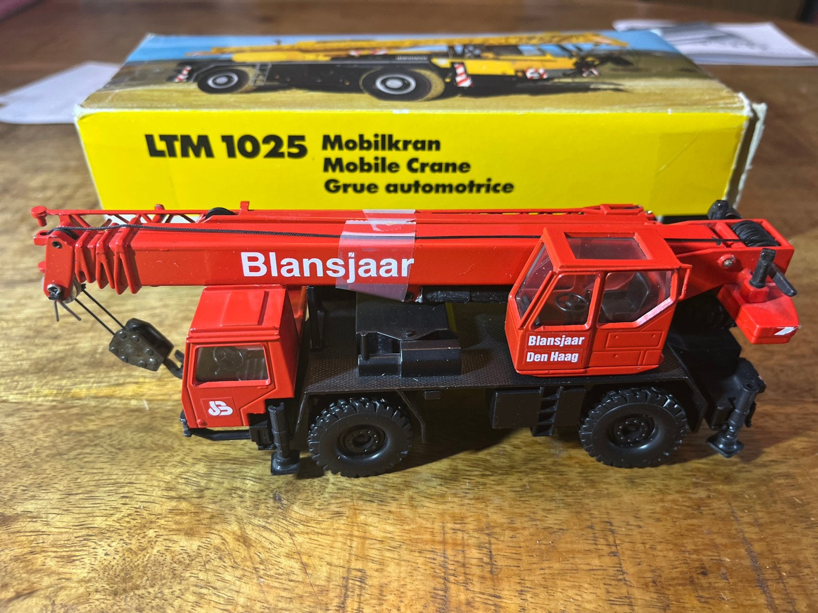 Blansjaar Liebherr ltm 1025 nieuw in doos en is compleet, Hobby en Vrije tijd, Ophalen of Verzenden, Nieuw, Hijskraan, Tractor of Landbouw