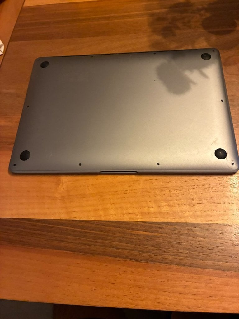 Foto 4 van MacBook Air M1 (2020) 8GB/256GB – 13 cycli –99%