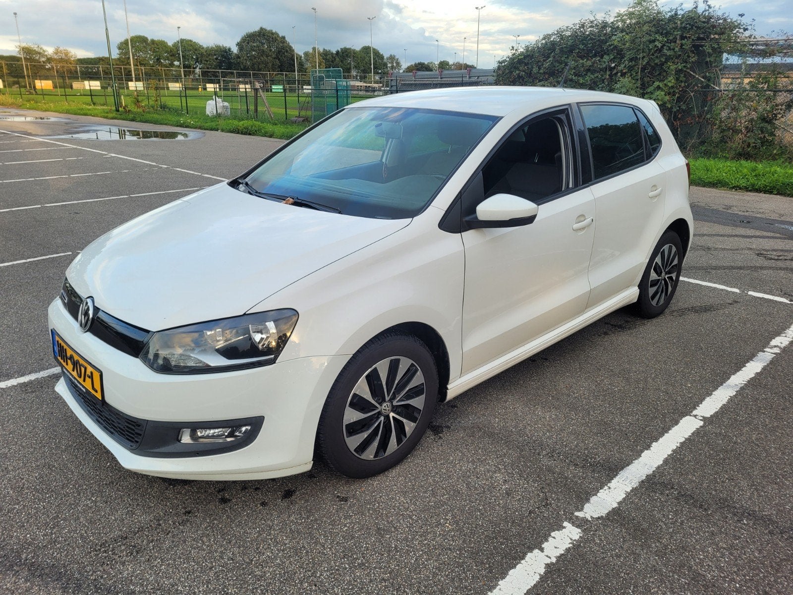 Volkswagen Polo 1.0 TSI 70KW 3D Bluemotion 2015 trend Wit, Voorwielaandrijving, 40 €/maand, 1011 kg, 95 pk