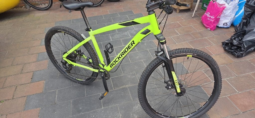 Mountainbike st 530 rockrider, Fietsen en Brommers, Heren, Zo goed als nieuw, Schijfrem, Ophalen