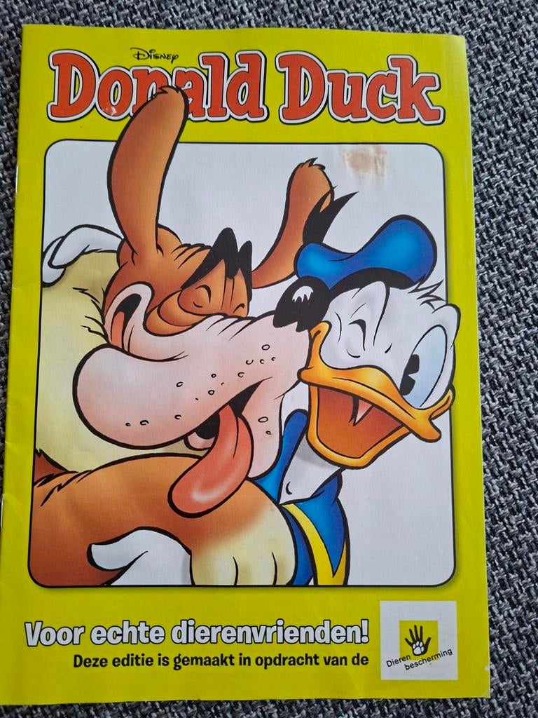 2x Donald Duck Dierenbescherming editie - Ongelezen, Boeken, Stripboeken, Nieuw, Meerdere stripboeken, Ophalen of Verzenden
