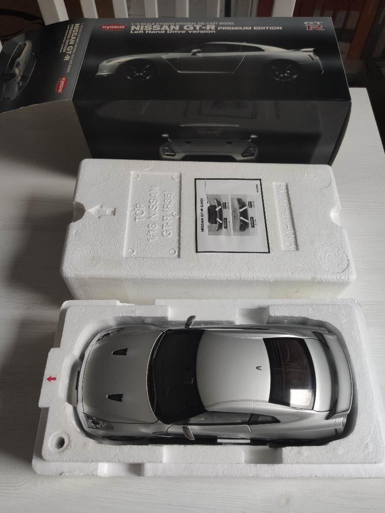 1:18 Kyosho Nissan GT-R R35 super silver ovp, Ophalen of Verzenden, Nieuw, Auto, Kyosho