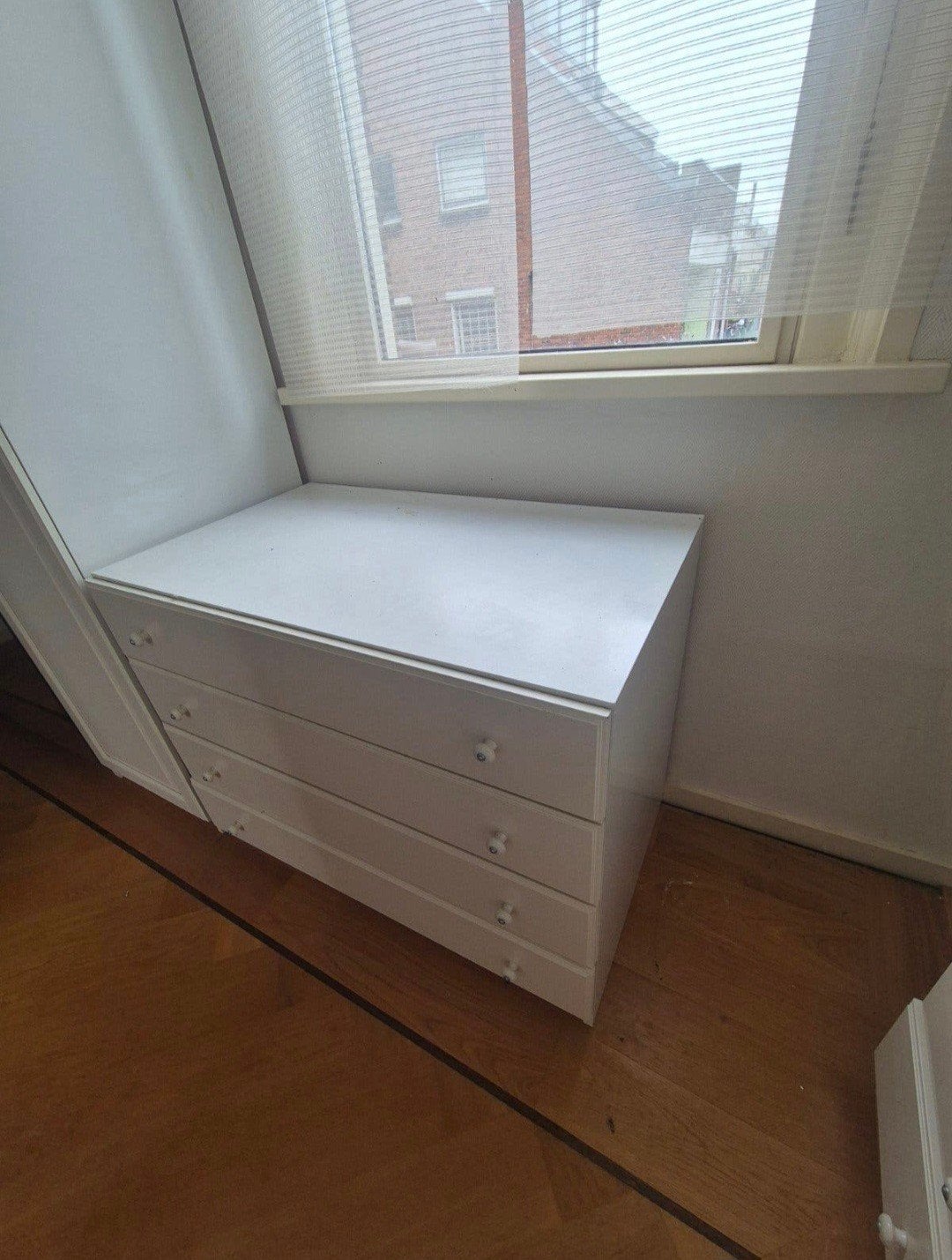 Witte ladekast met 4 laden, Ophalen, Gebruikt, 100 tot 150 cm, 3 of 4 laden