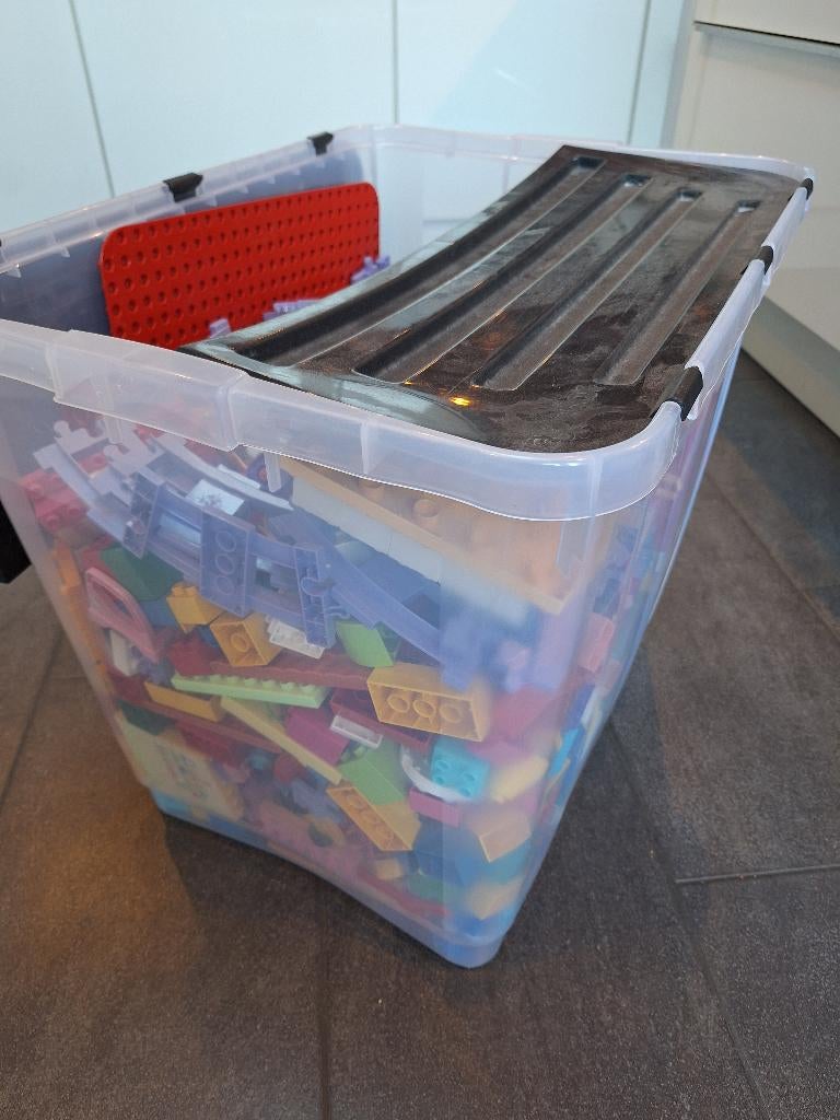 Grote bak duplo met complete sets, Kinderen en Baby's, Ophalen, Zo goed als nieuw, Losse stenen, Duplo