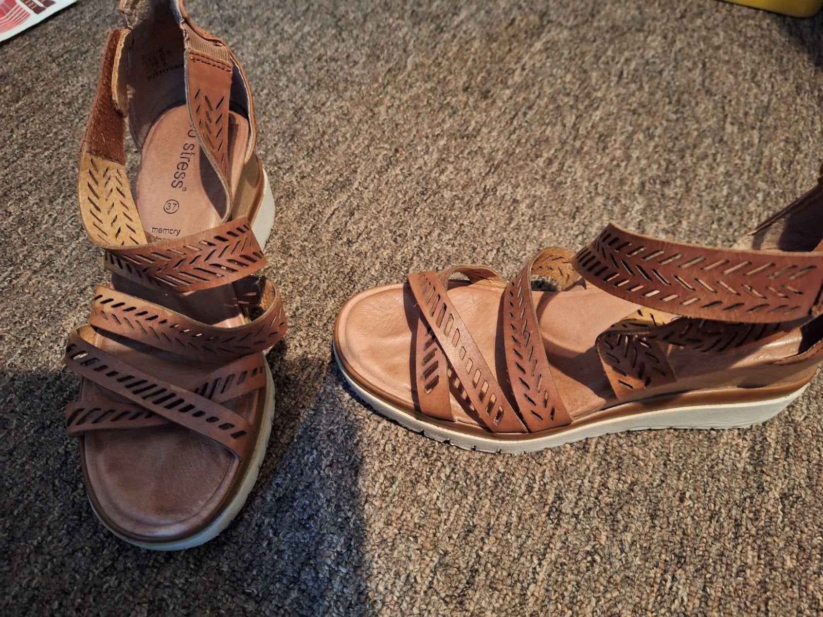 mooie pumps ..maat 37, Ophalen of Verzenden, Zo goed als nieuw