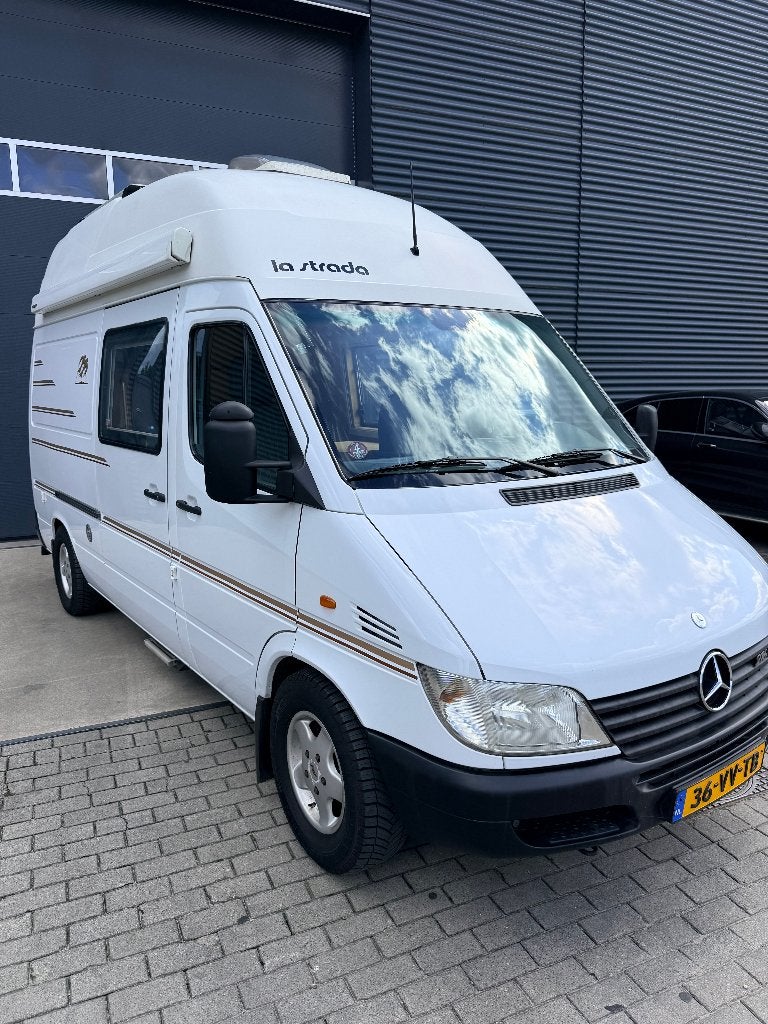 La Strada camper bus Mercedes sprinter 216 CDI Automaat 2001, Automaat, Tot en met 2, Diesel, Particulier