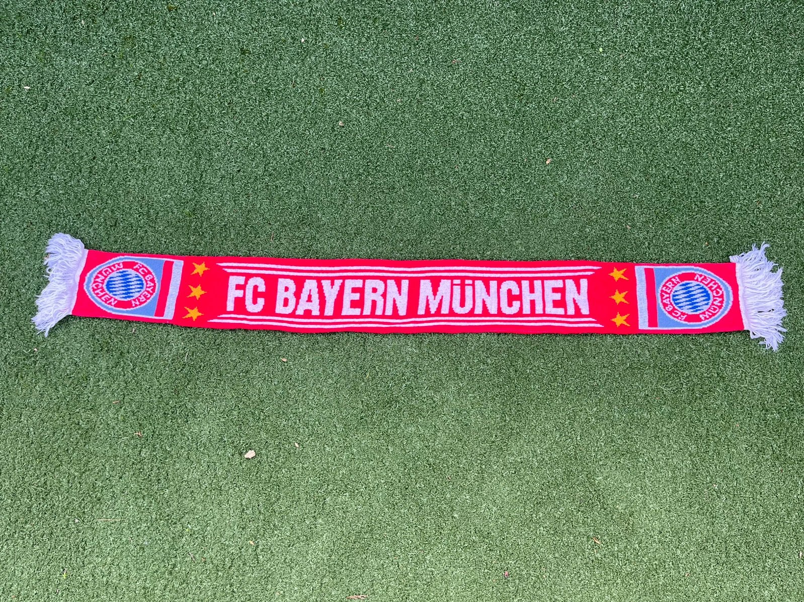 Bayern munchen voetbal sjaal, Ophalen of Verzenden, Zo goed als nieuw, Buitenlandse clubs, Vaantje of Sjaal