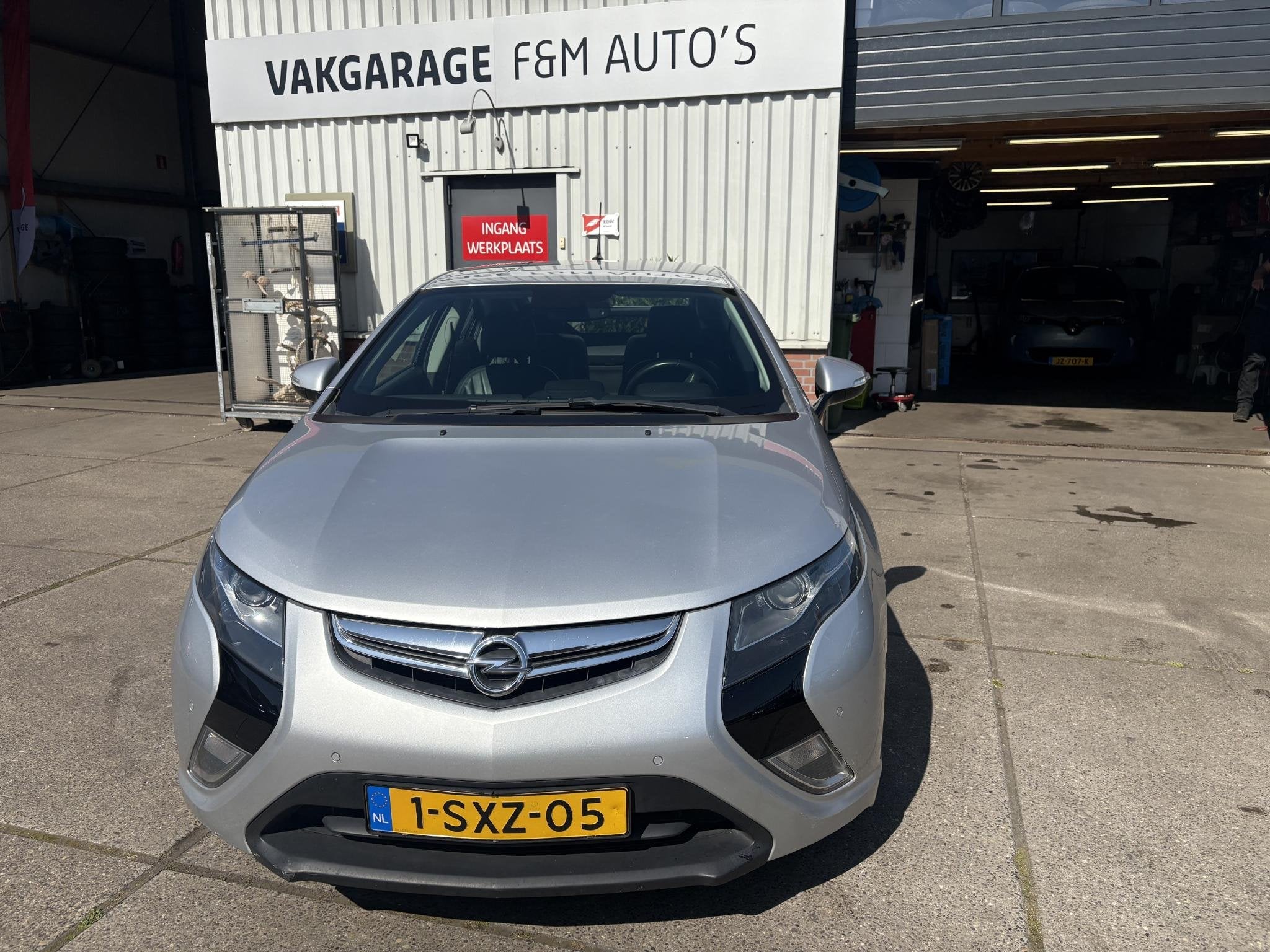 Opel Ampera 1.4, Euro 5, 1398 cc, 4 cilinders, 16 kWh