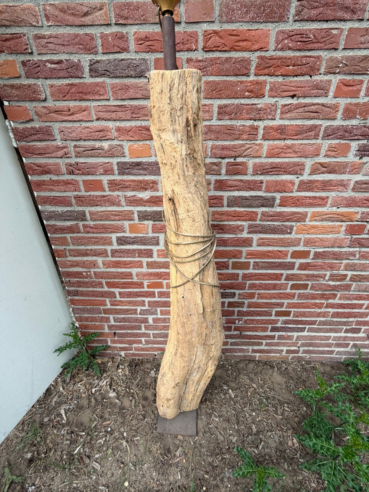 Unieke staande lamp van boomstam - Rustiek en sfeervol, Huis en Inrichting, Lampen | Vloerlampen, Ophalen, Gebruikt, Hout, 100 tot 150 cm