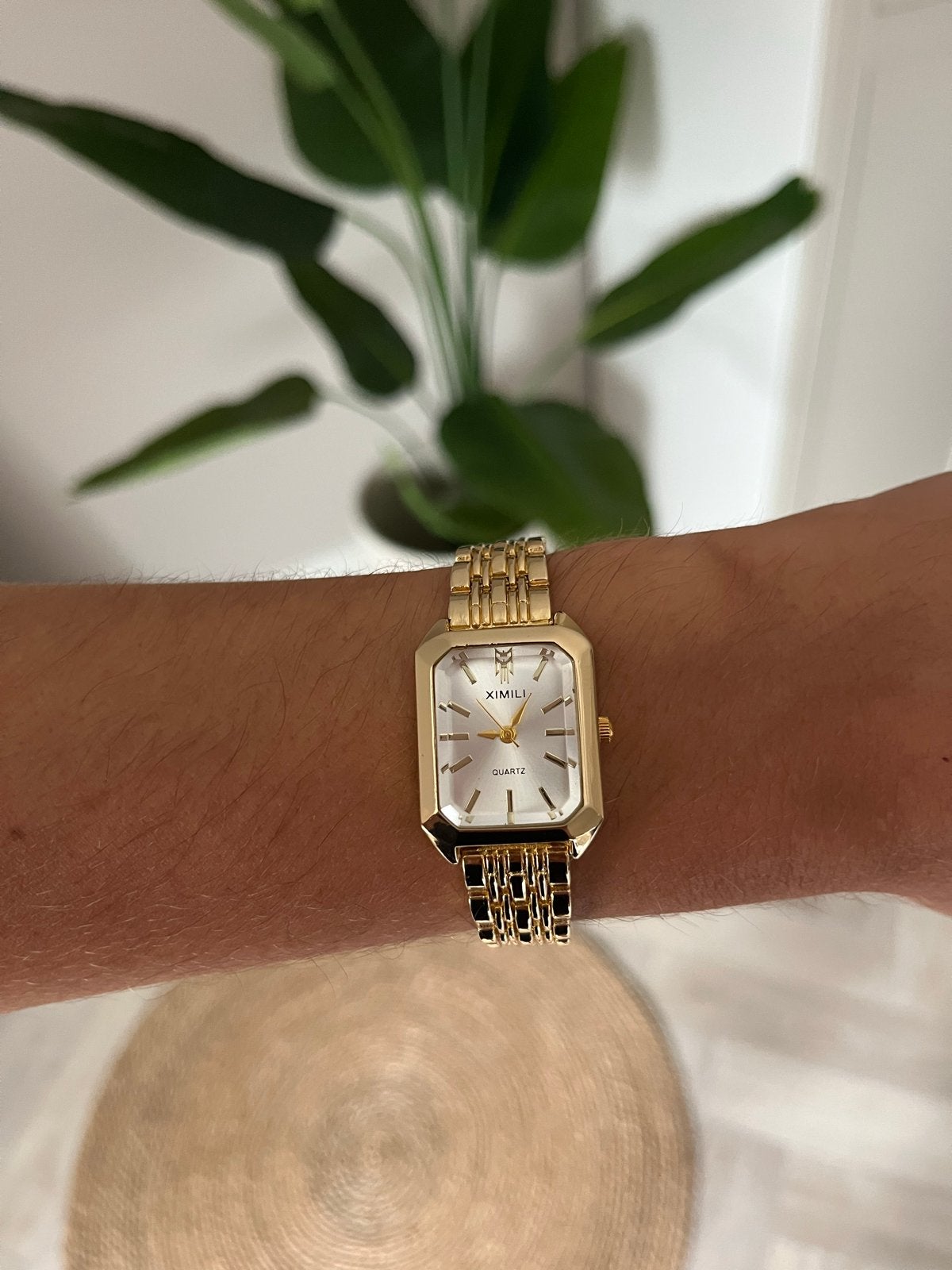 Gouden dames Horloge, Sieraden, Tassen en Uiterlijk, Horloges | Dames, Overige merken, Polshorloge, Ophalen of Verzenden, Zo goed als nieuw