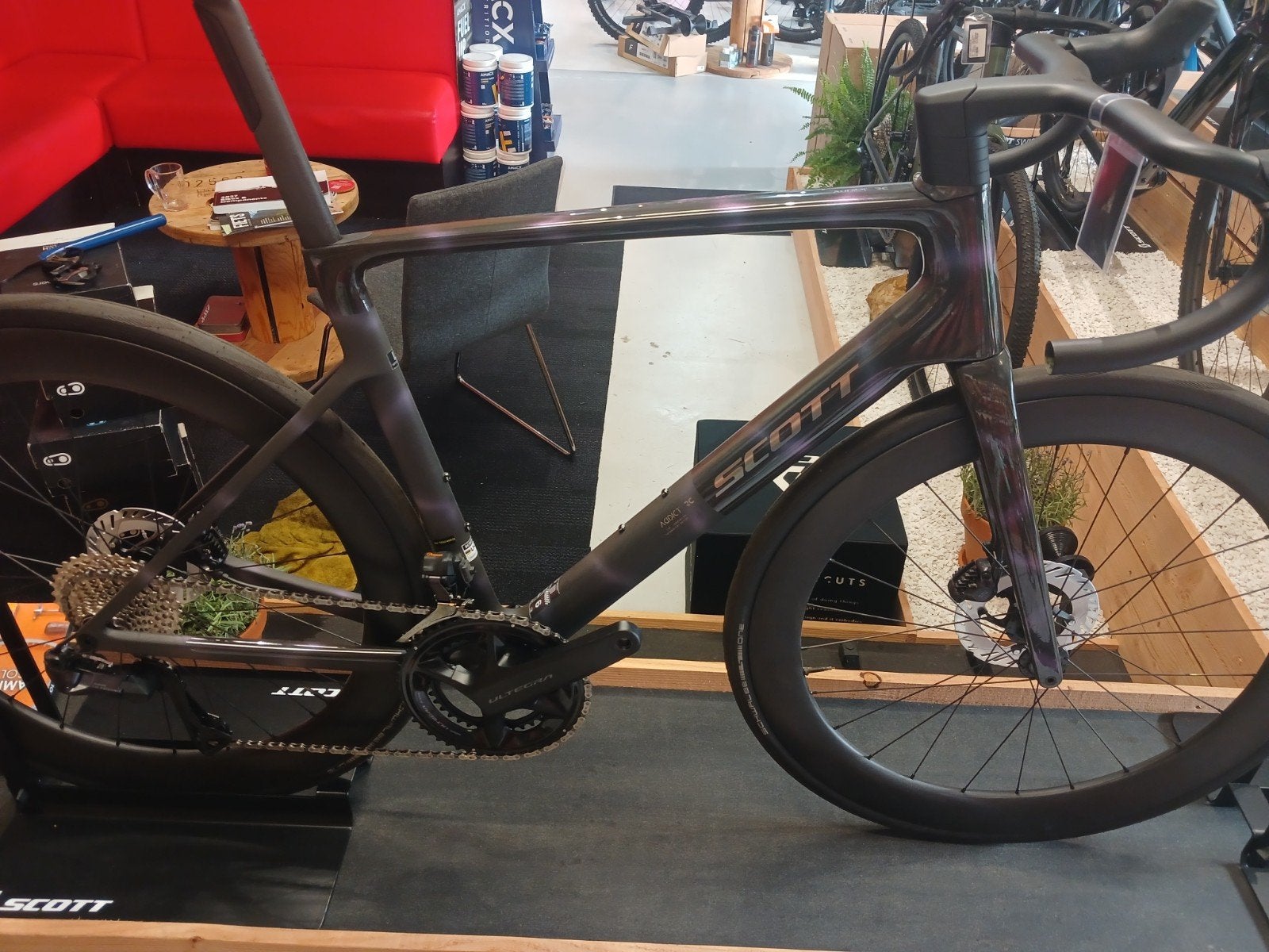 Scott Addict RC 10 in maat L (56), 28 inch, Carbon, Nieuw, Meer dan 20 versnellingen