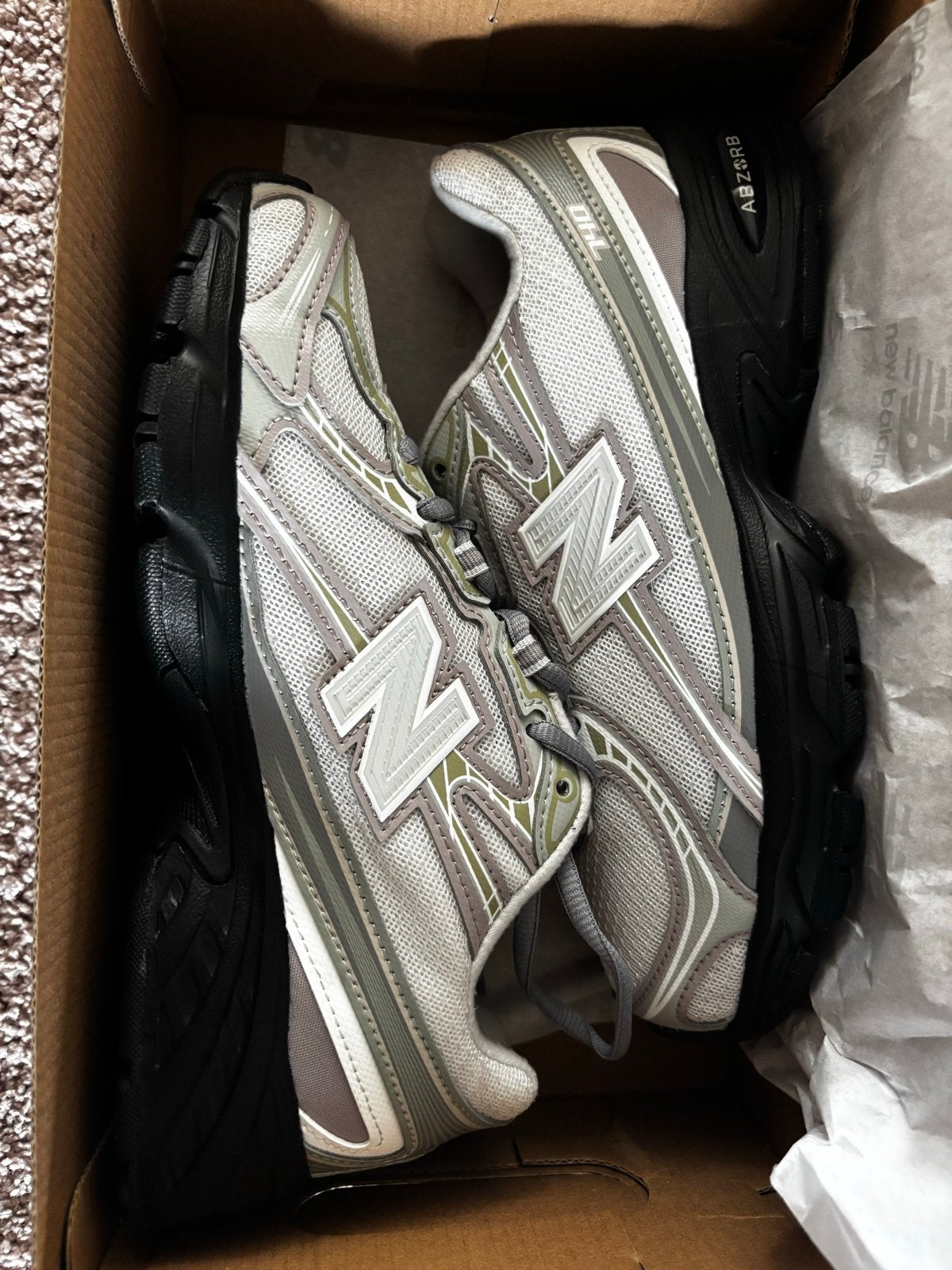 Nieuwe New Balance 740 sneakers in doos, maat 36, Kleding | Dames, Schoenen, Nieuw, Ophalen of Verzenden, Sneakers of Gympen, Grijs