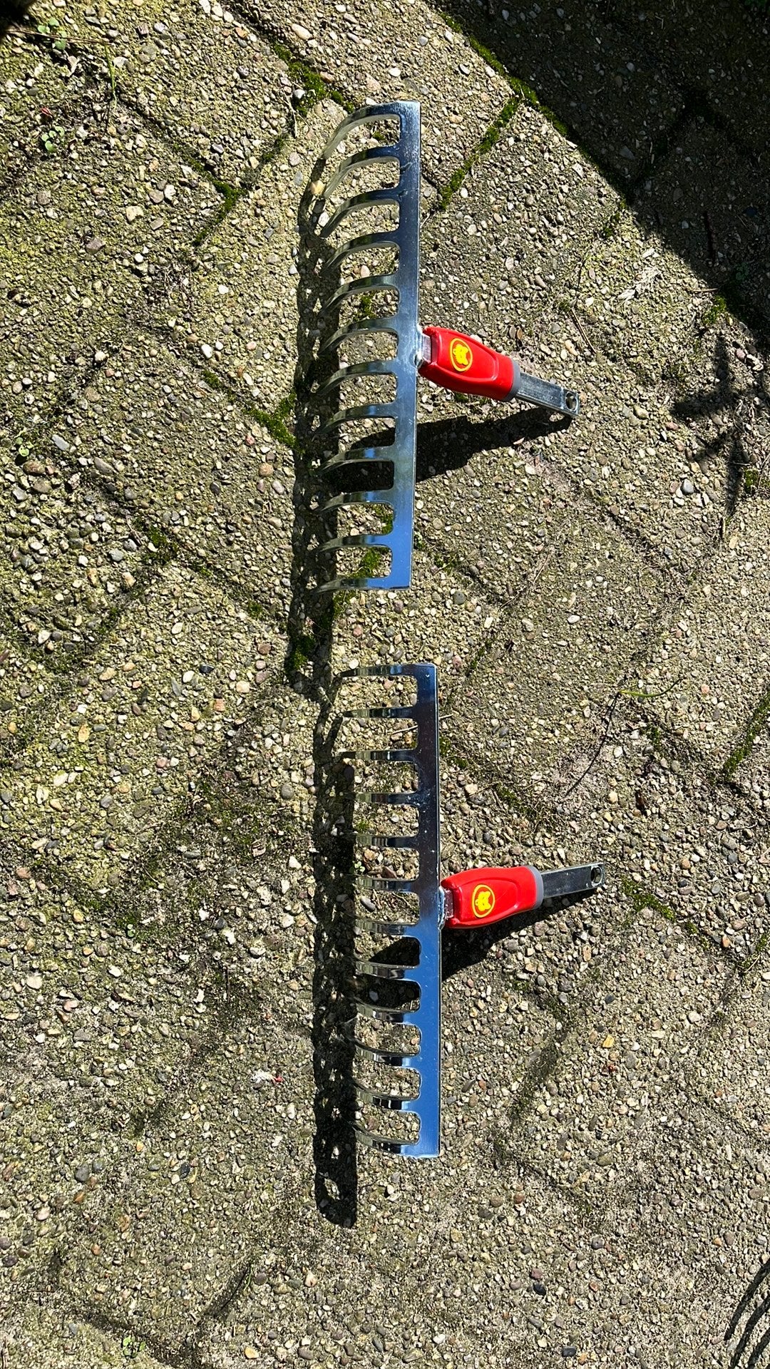 Twee harken, Ophalen, Nieuw