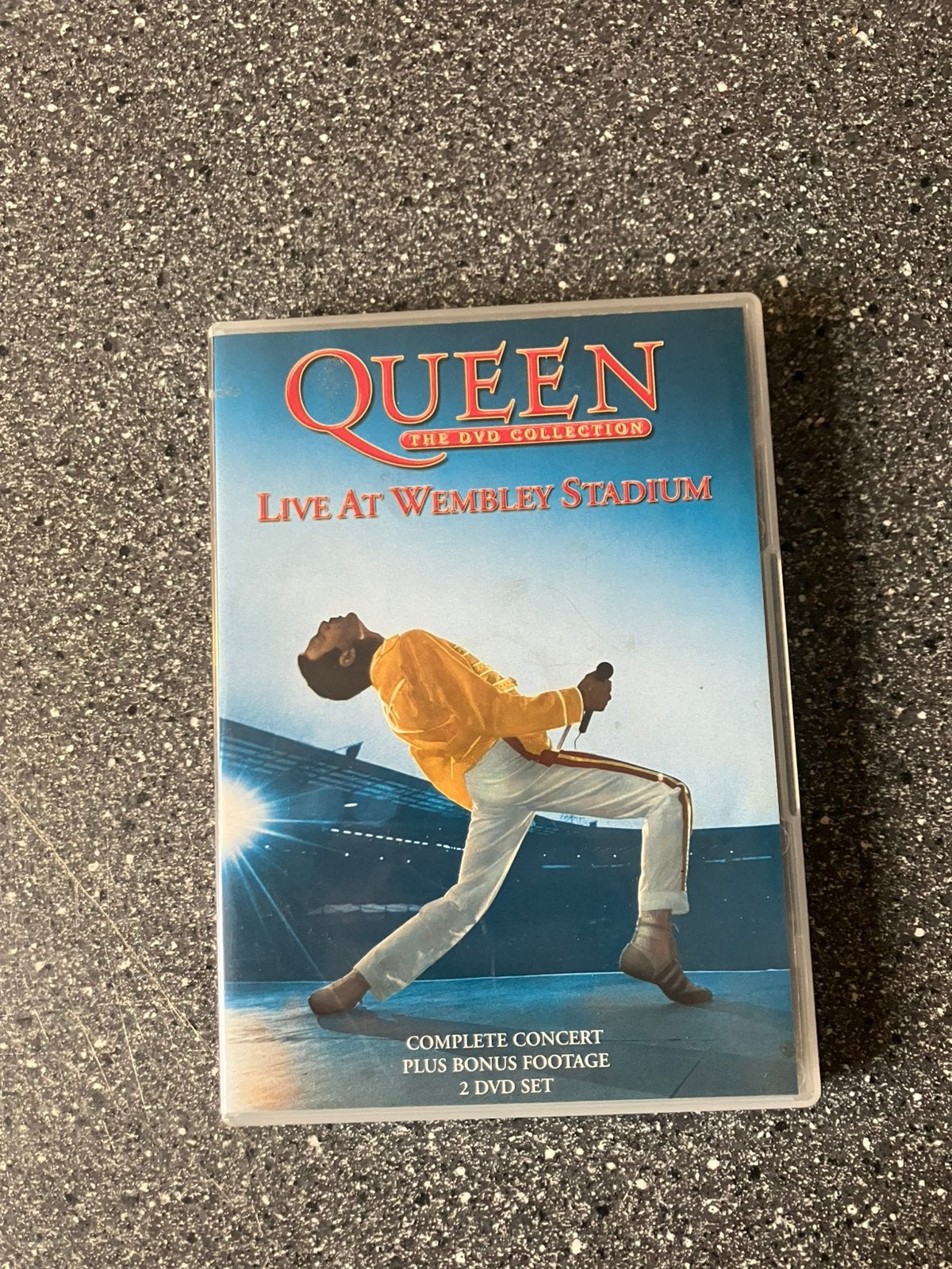 Queen - Live At Wembley Stadium 2-Disc, Alle leeftijden, Ophalen of Verzenden, Zo goed als nieuw