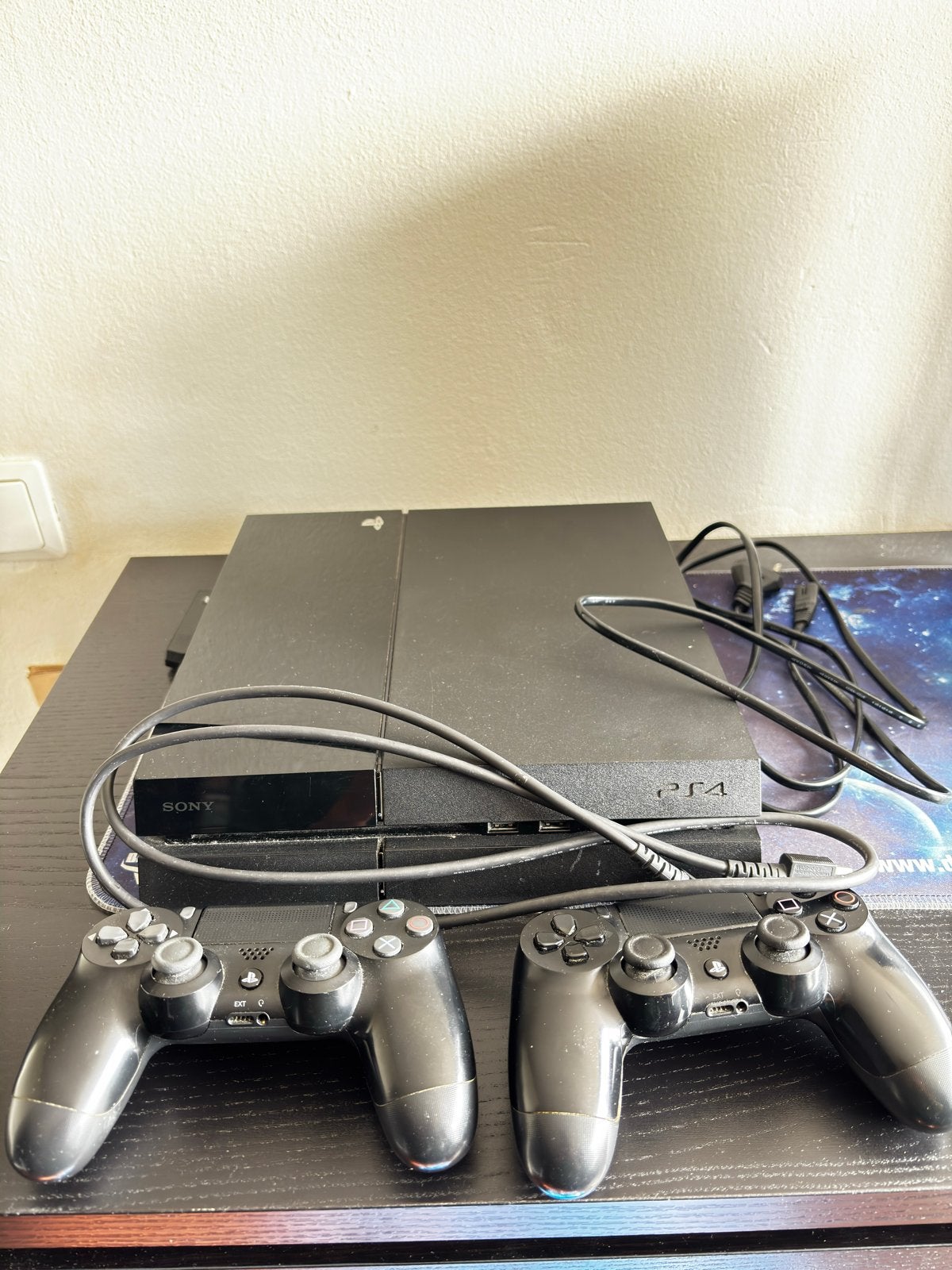 Playstation 4 met 2 controllers, Spelcomputers en Games, Spelcomputers | Sony PlayStation 4, Ophalen of Verzenden, Gebruikt, Met 2 controllers