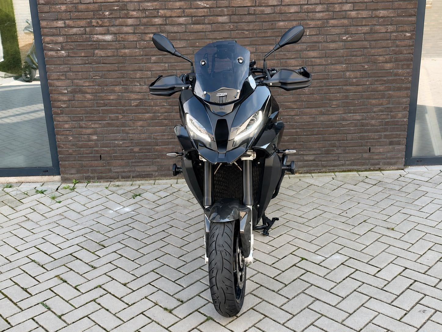 ⭐️BMW S1000XR ️- TRIPLE BLACK - BTW - FULL OPTION - GARANTIE, Traction Control, Occasion, 4 cilinders, Motorrijbewijs A