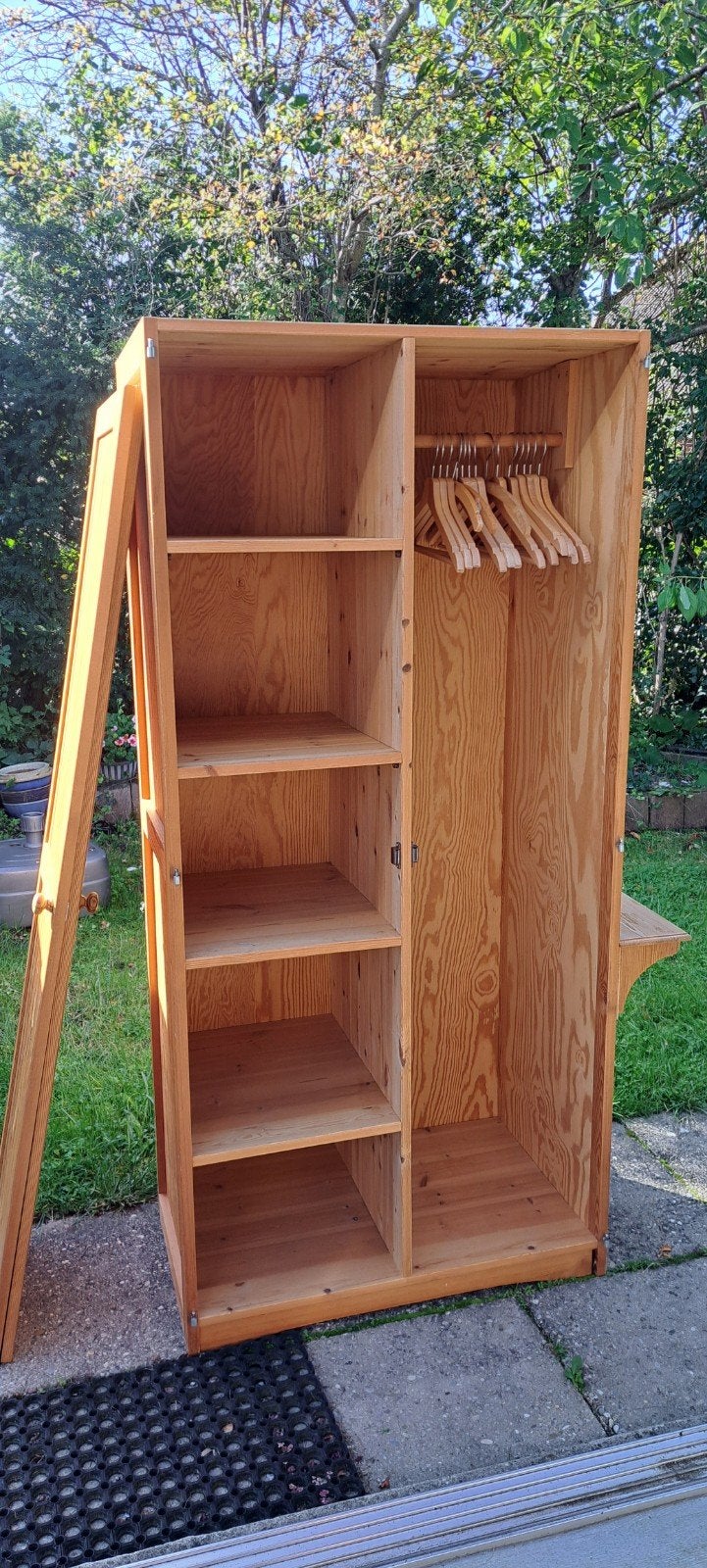* * Handige en mooie houten kast * *, Ophalen, 25 tot 50 cm, 50 tot 100 cm, 150 tot 200 cm