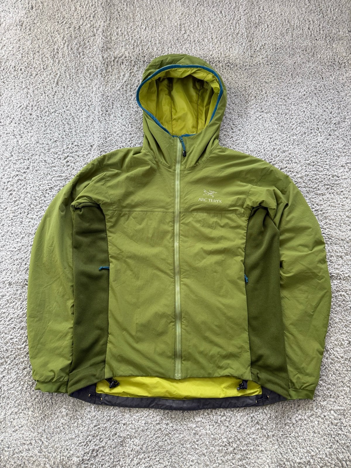 Arc'teryx Atom Lt Hoodie heren M groen - perfecte staat, Kleding | Heren, Ophalen of Verzenden, Zo goed als nieuw, Maat 48/50 (M)