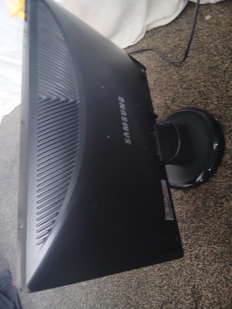 Samsung gaming monitor aleen ophalen, Ophalen, Zo goed als nieuw, Tweepersoons, Solo-systeem