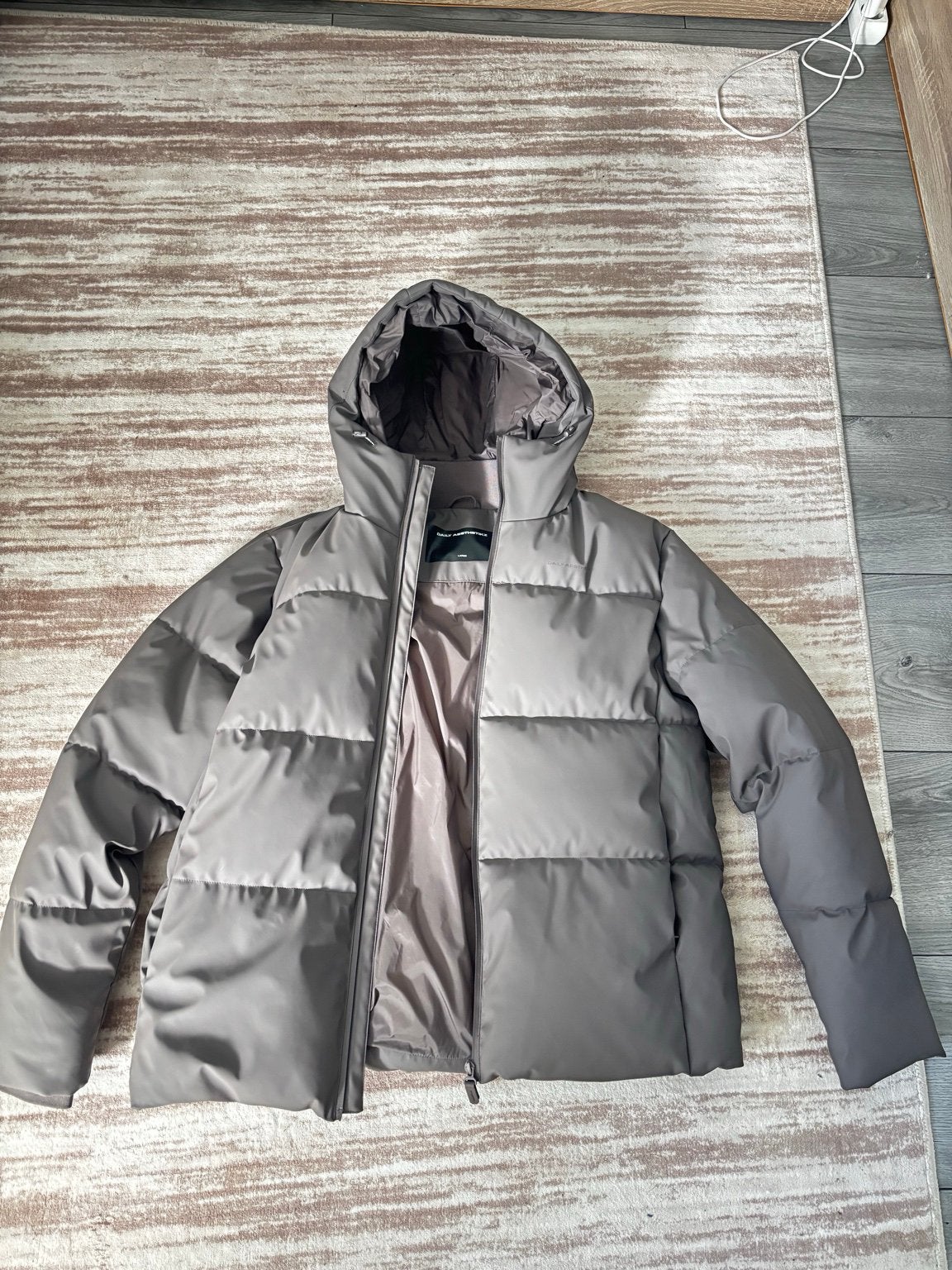 Daily Aesthetikz puffer winterjas maat L, Ophalen of Verzenden, Zo goed als nieuw, Grijs