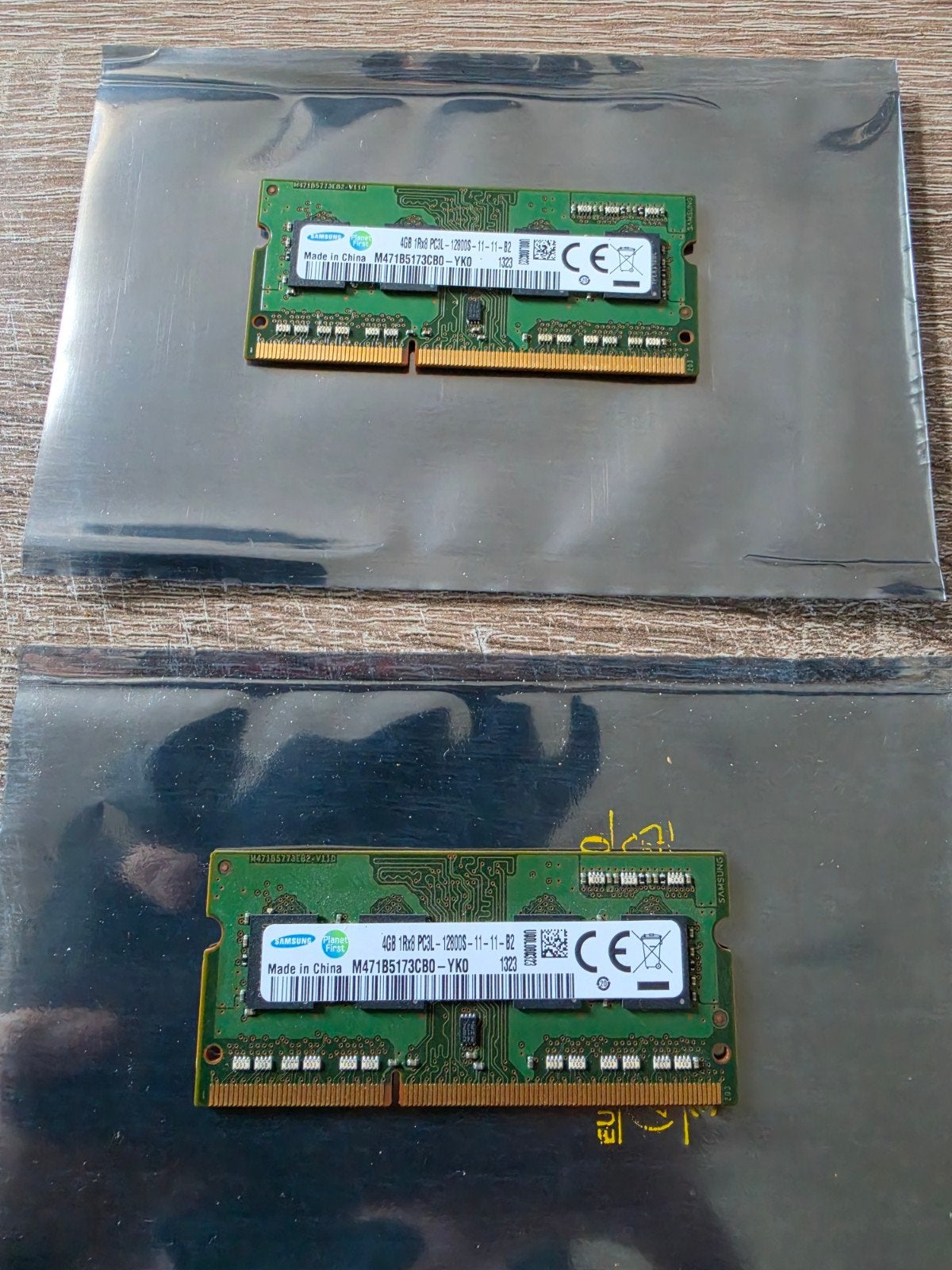 2 stuks Samsung 4GB DDR3L RAM Geheugen voor Laptop8gb totaal, DDR3, Ophalen of Verzenden, Zo goed als nieuw, Laptop