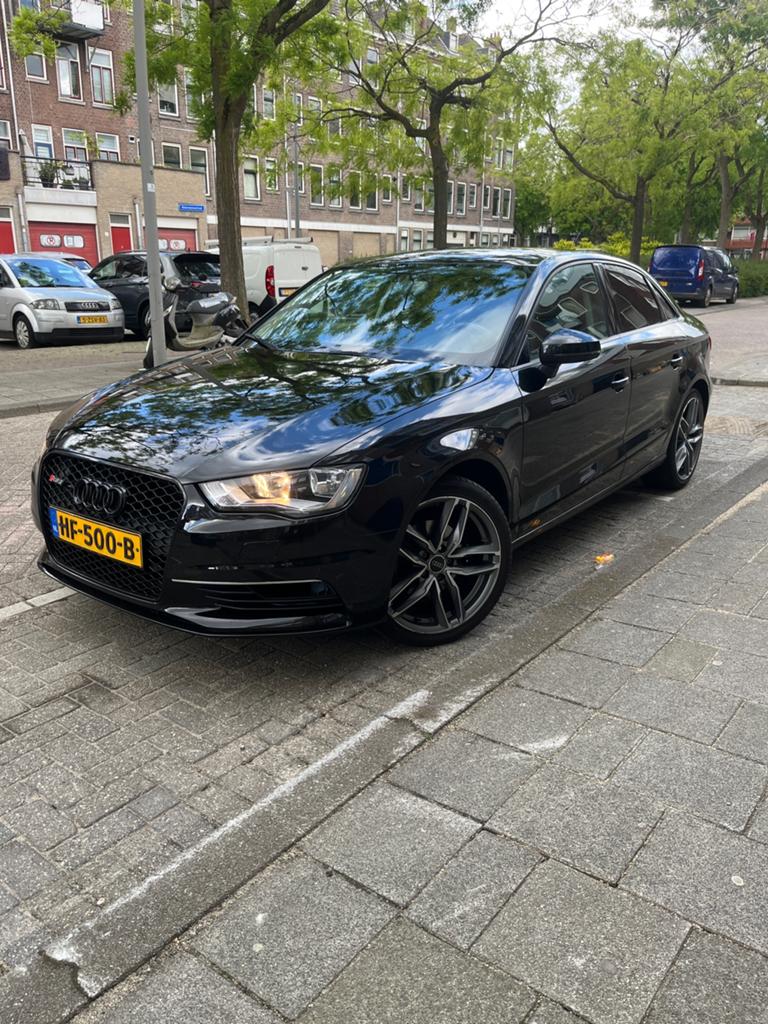 Audi A3 1.4 Tfsi 92KW Sedan 2015 Zwart, Auto's, Audi, Voorwielaandrijving, 125 pk, 4 cilinders, Zwart