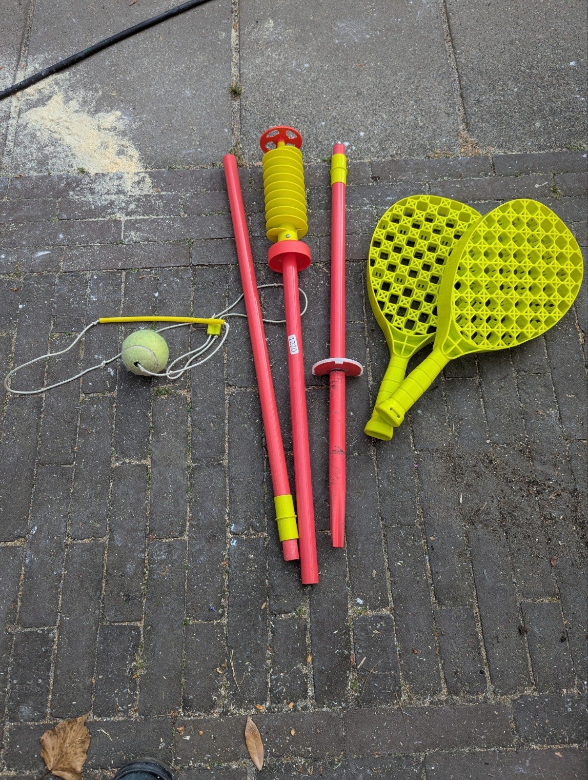 Tennis set voor kinderen - Rackets en bal, Ophalen, Gebruikt, Racket, Overige merken